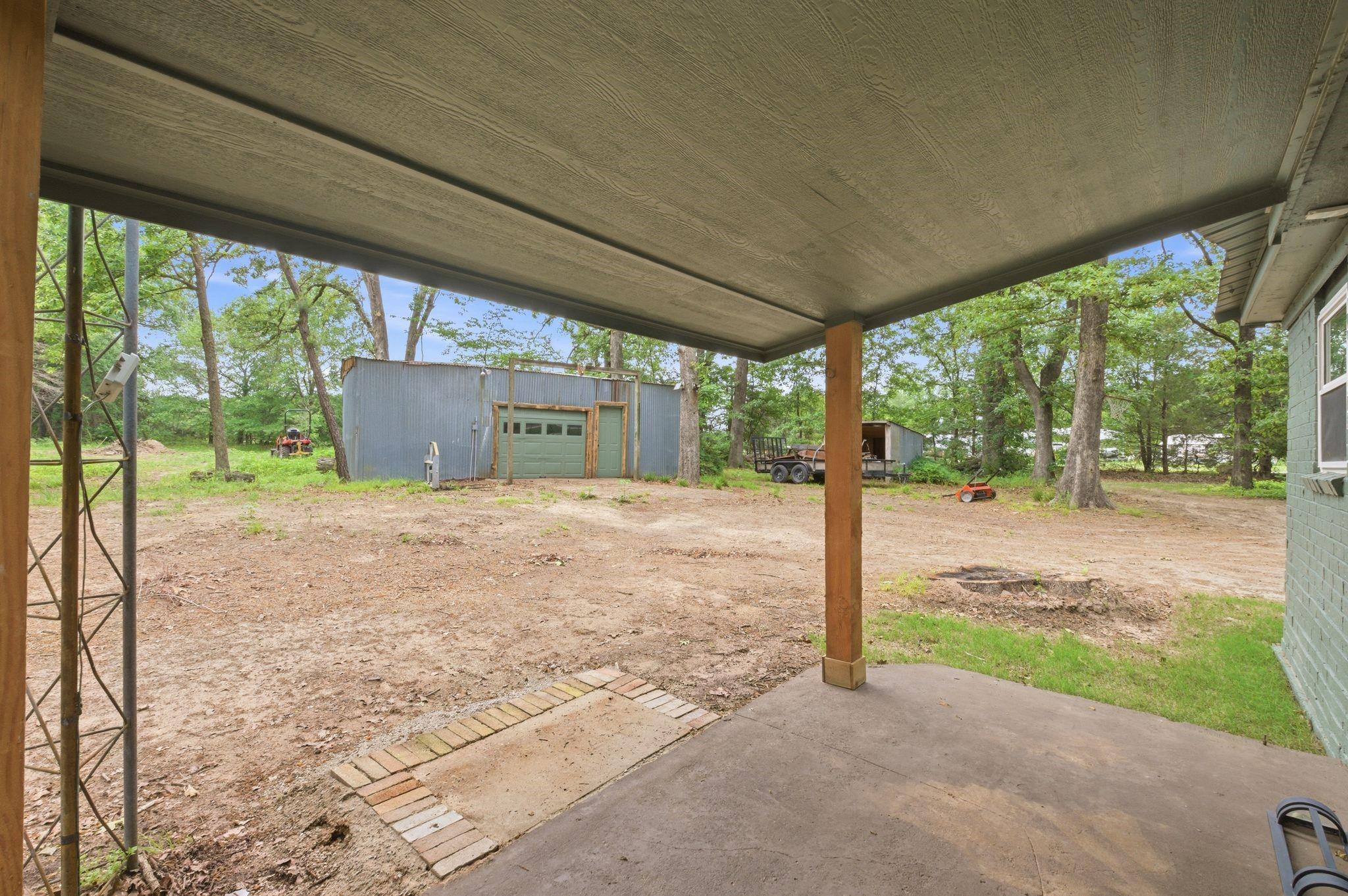 main property photo 25