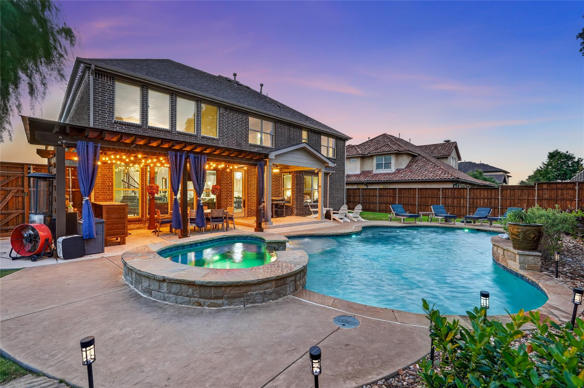 main property photo 3