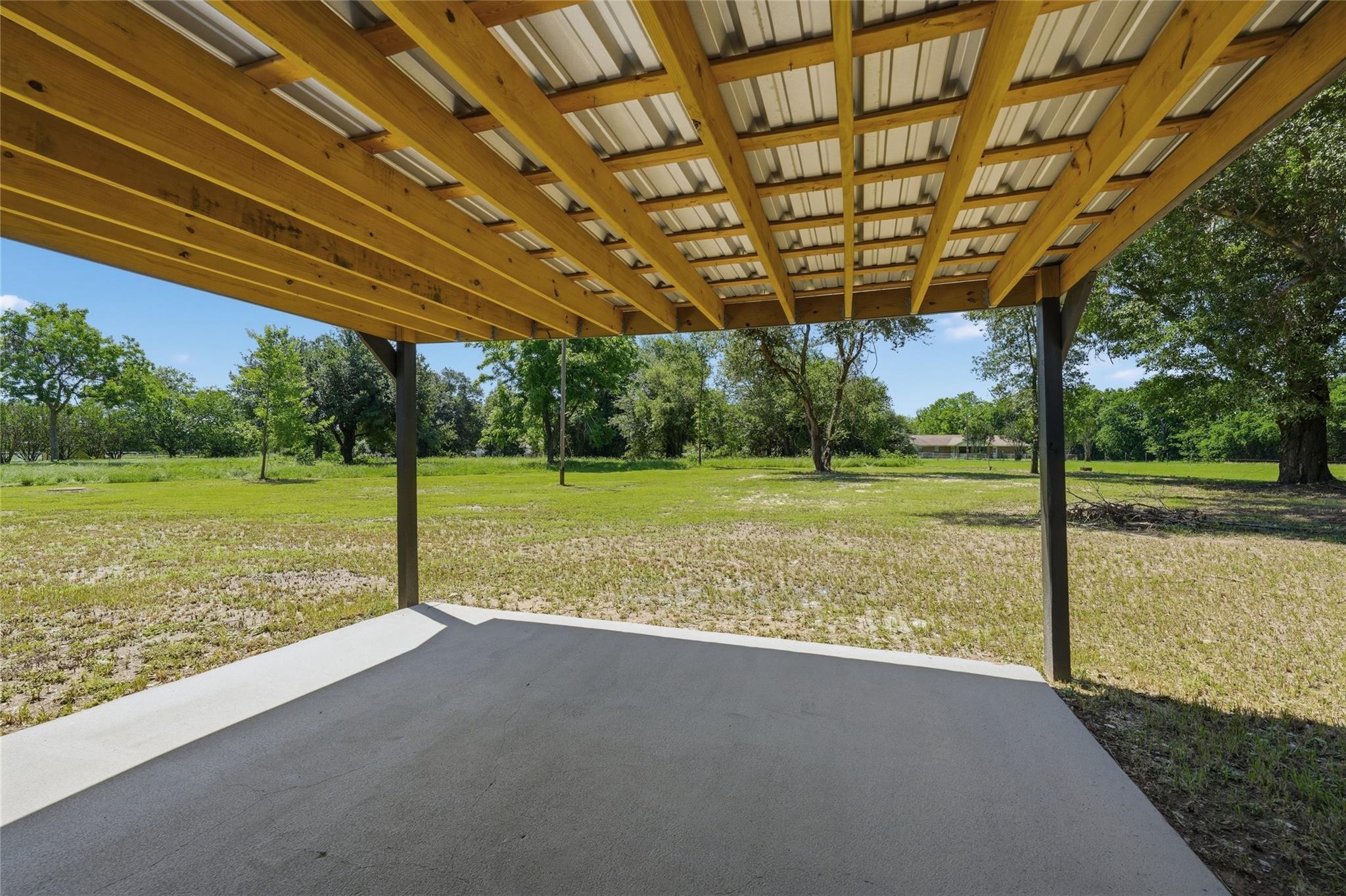 main property photo 26