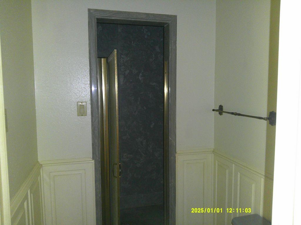 main property photo 25