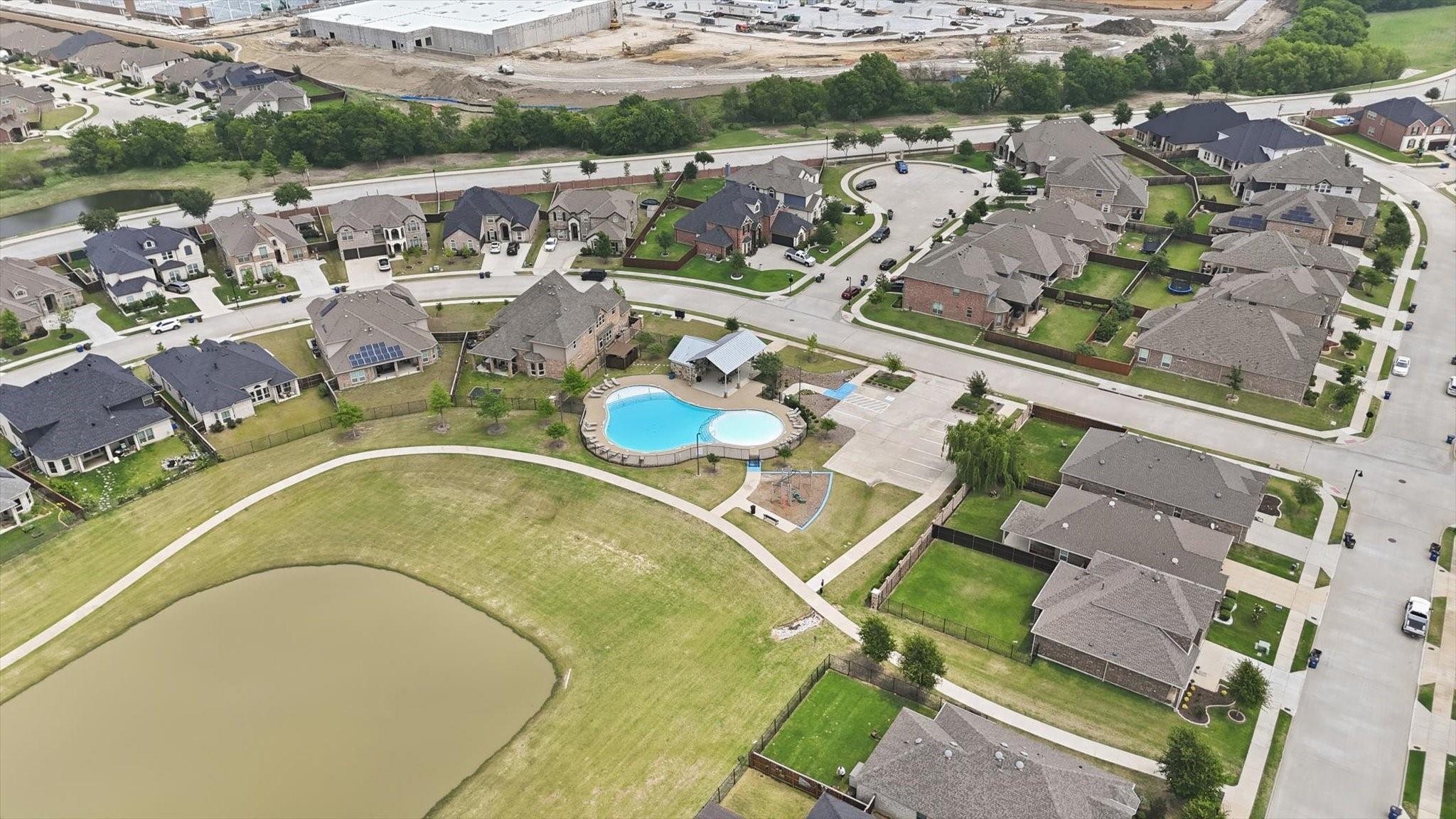 main property photo 31