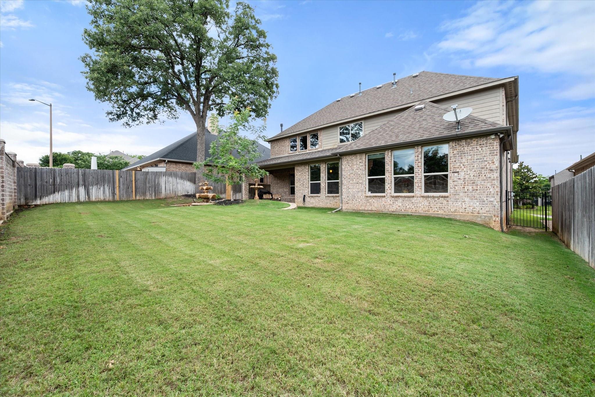main property photo 34