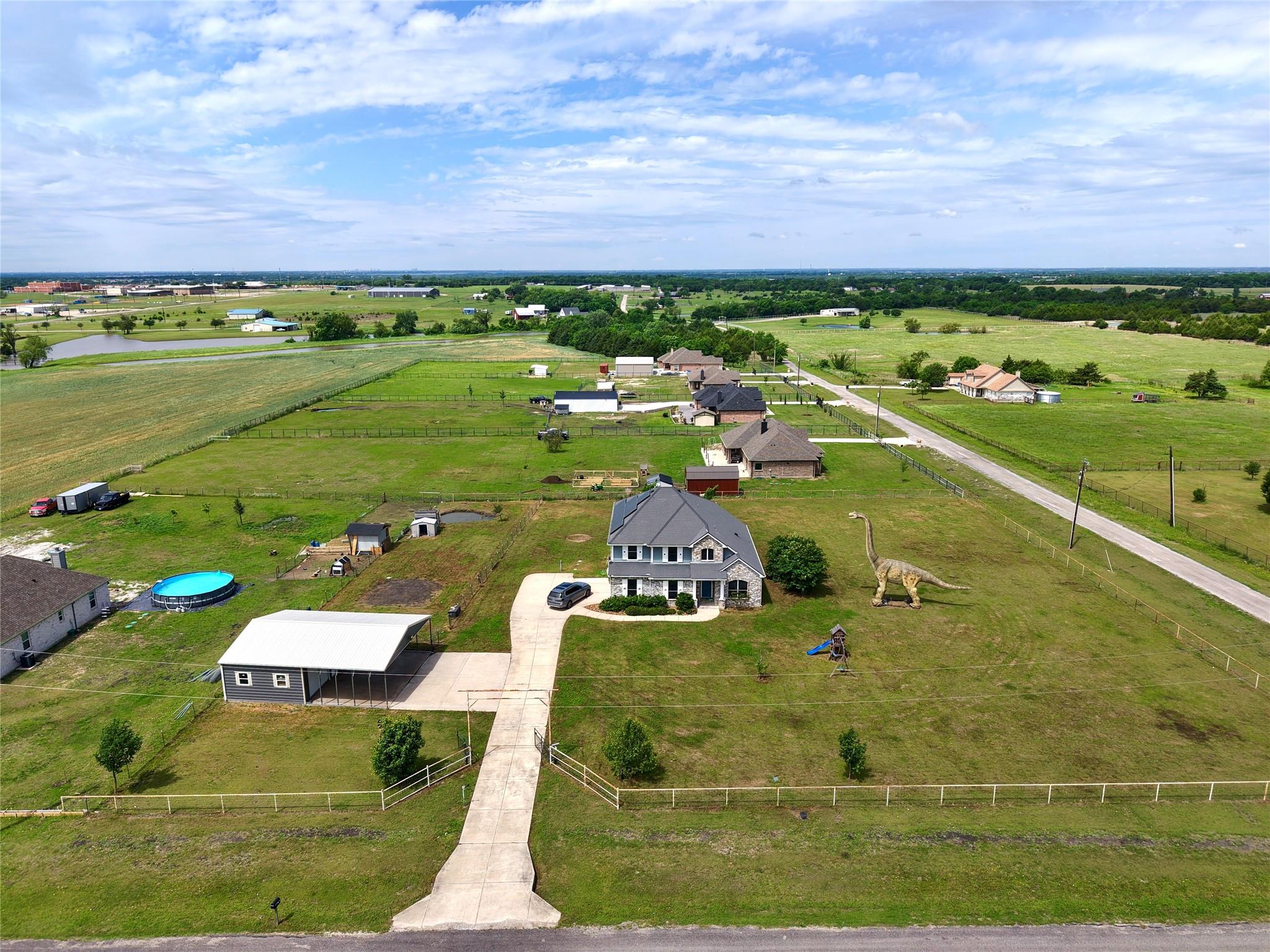main property photo 3