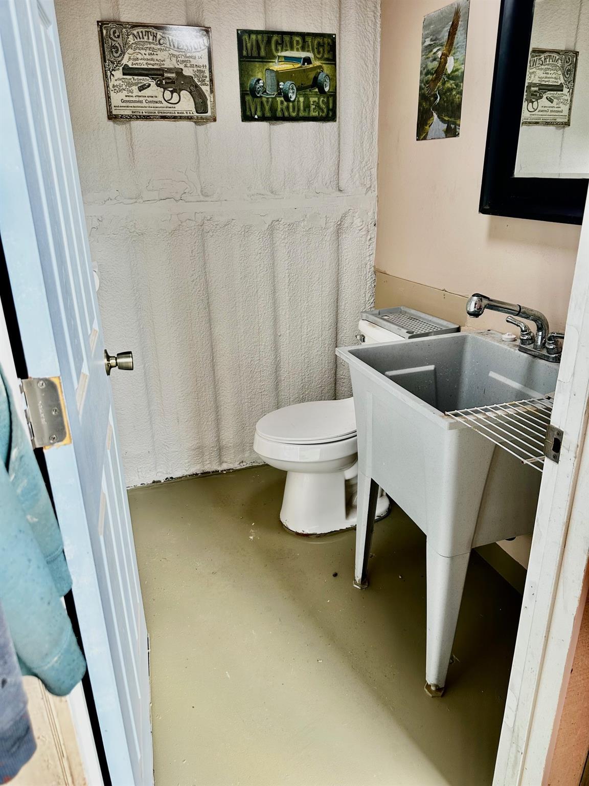 main property photo 27