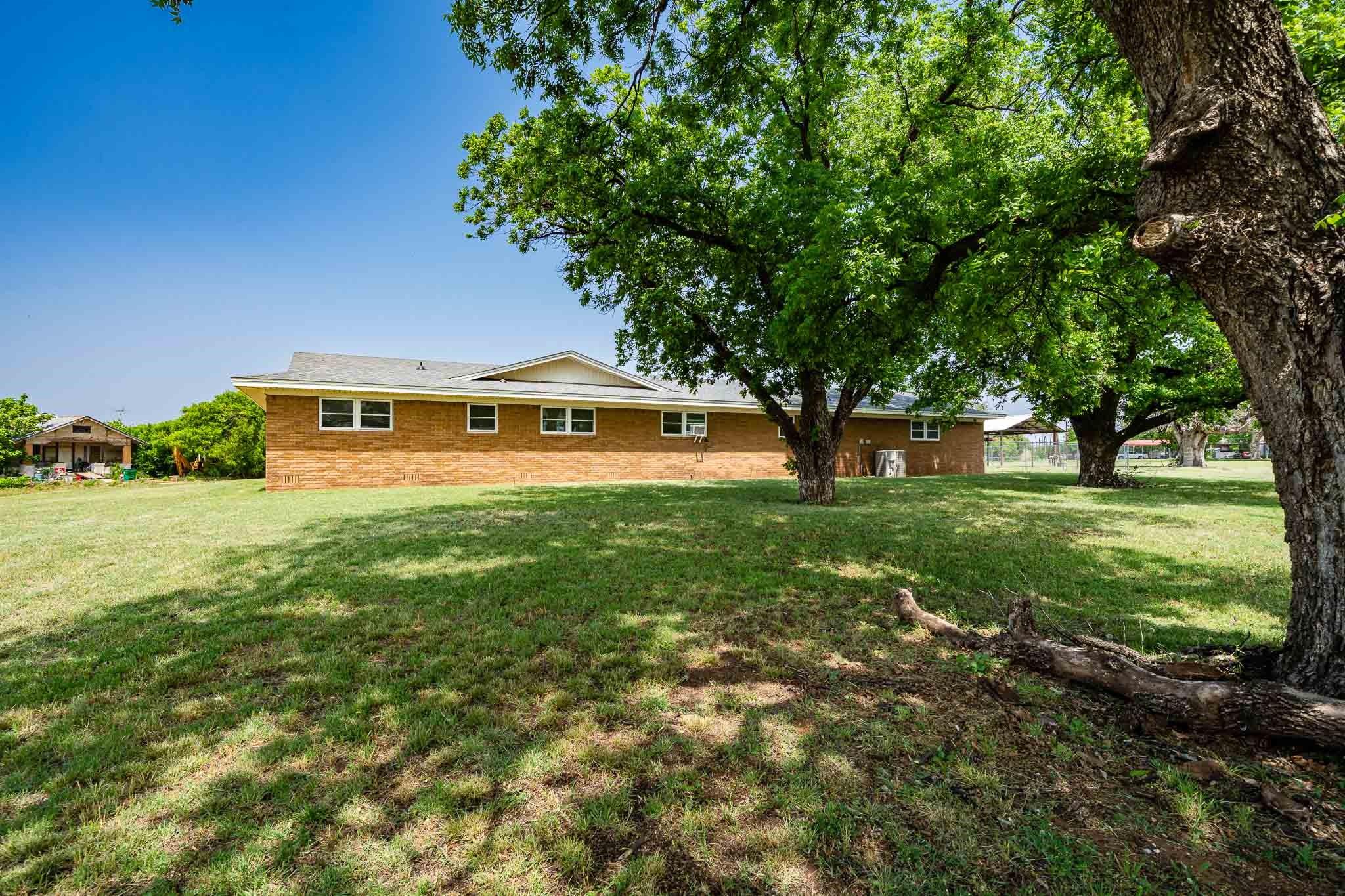 main property photo 35