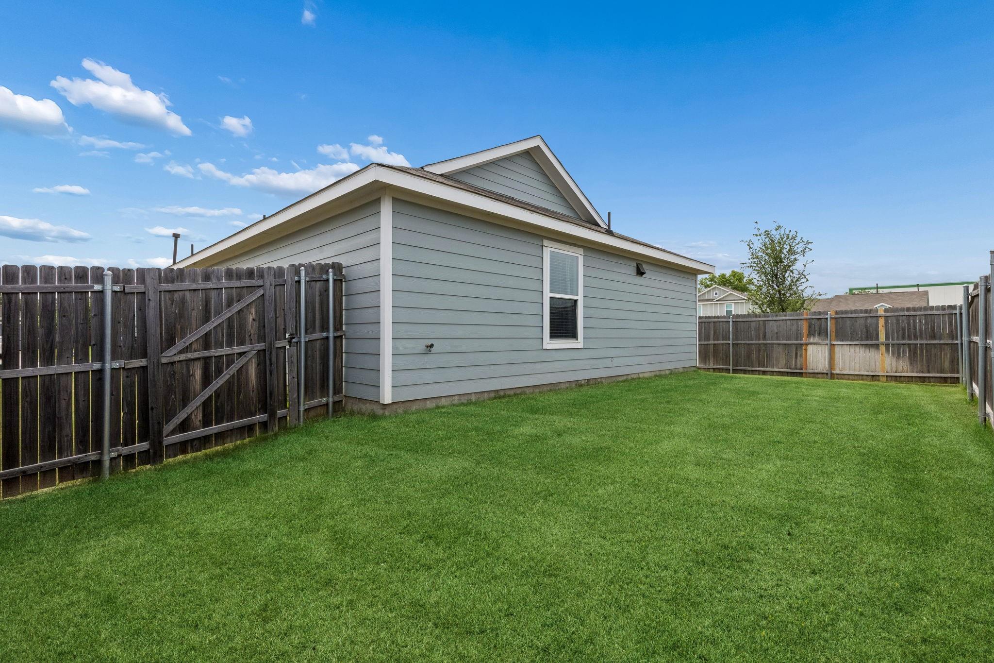 main property photo 22