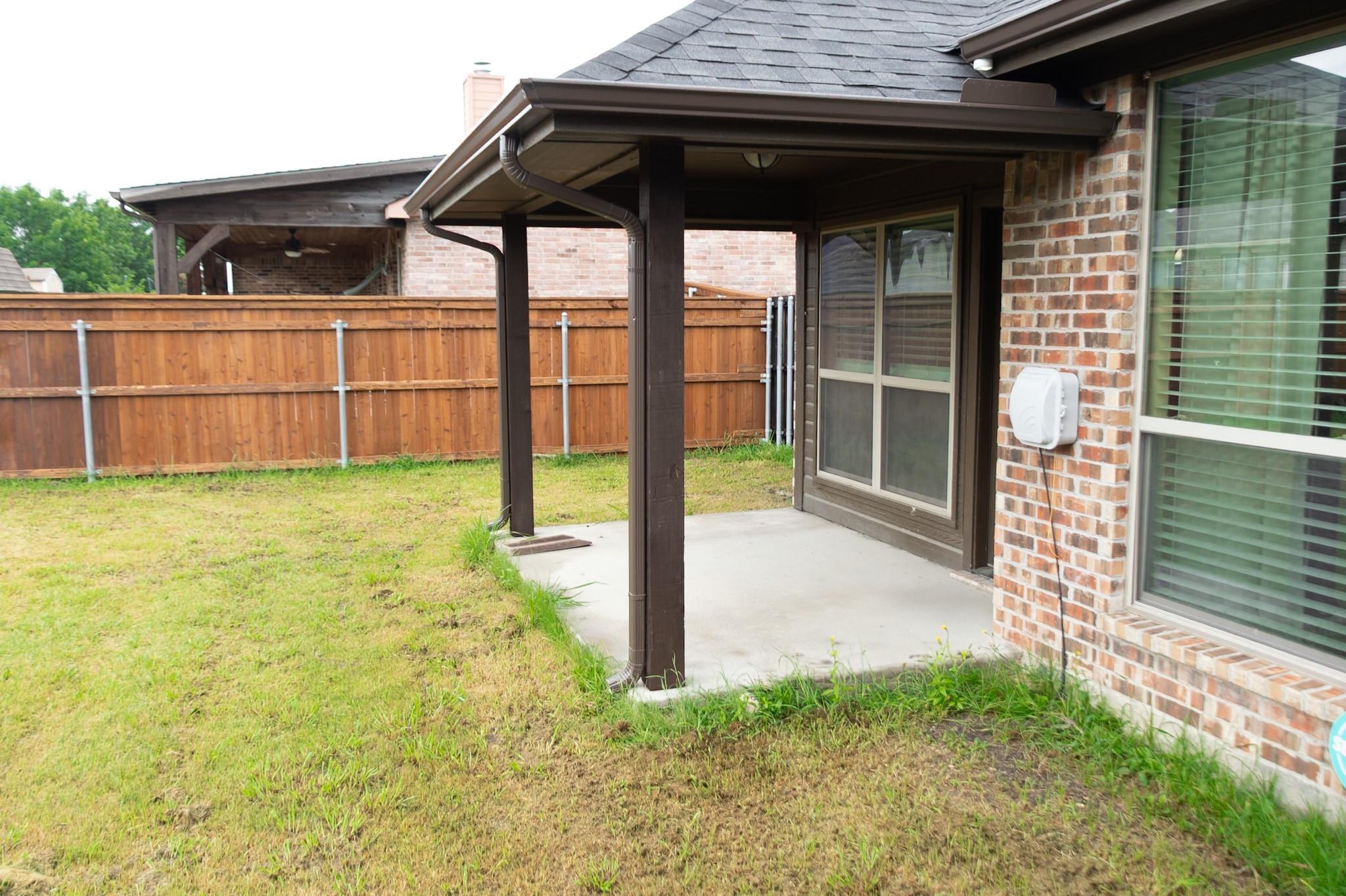 main property photo 17