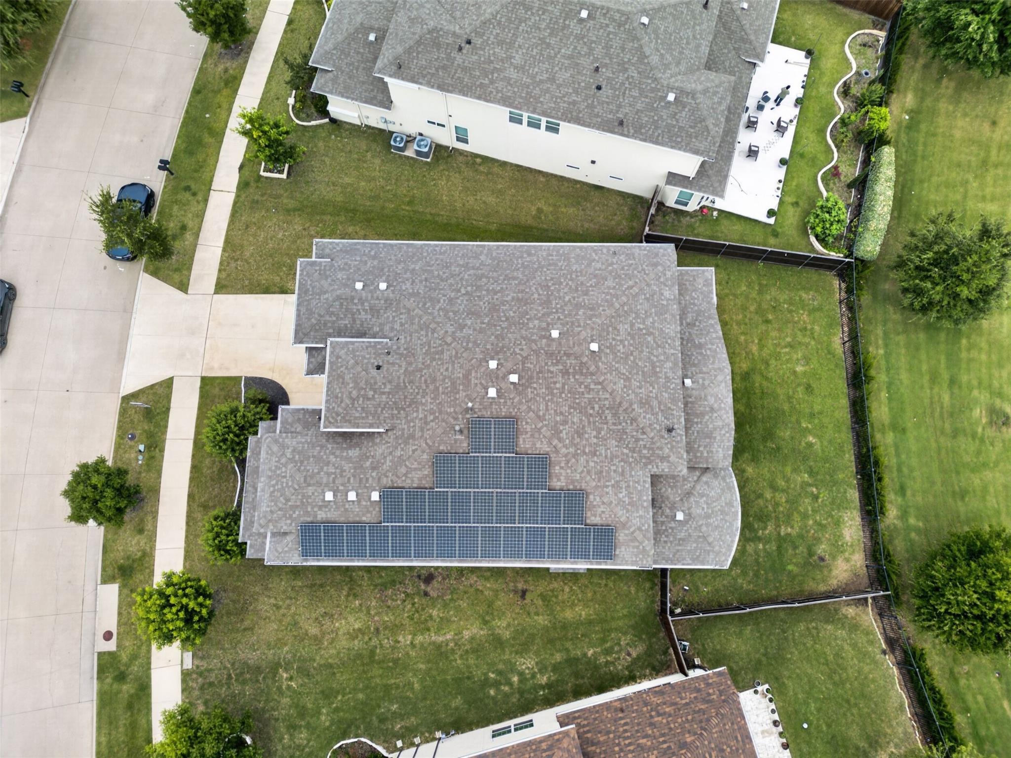 main property photo 30