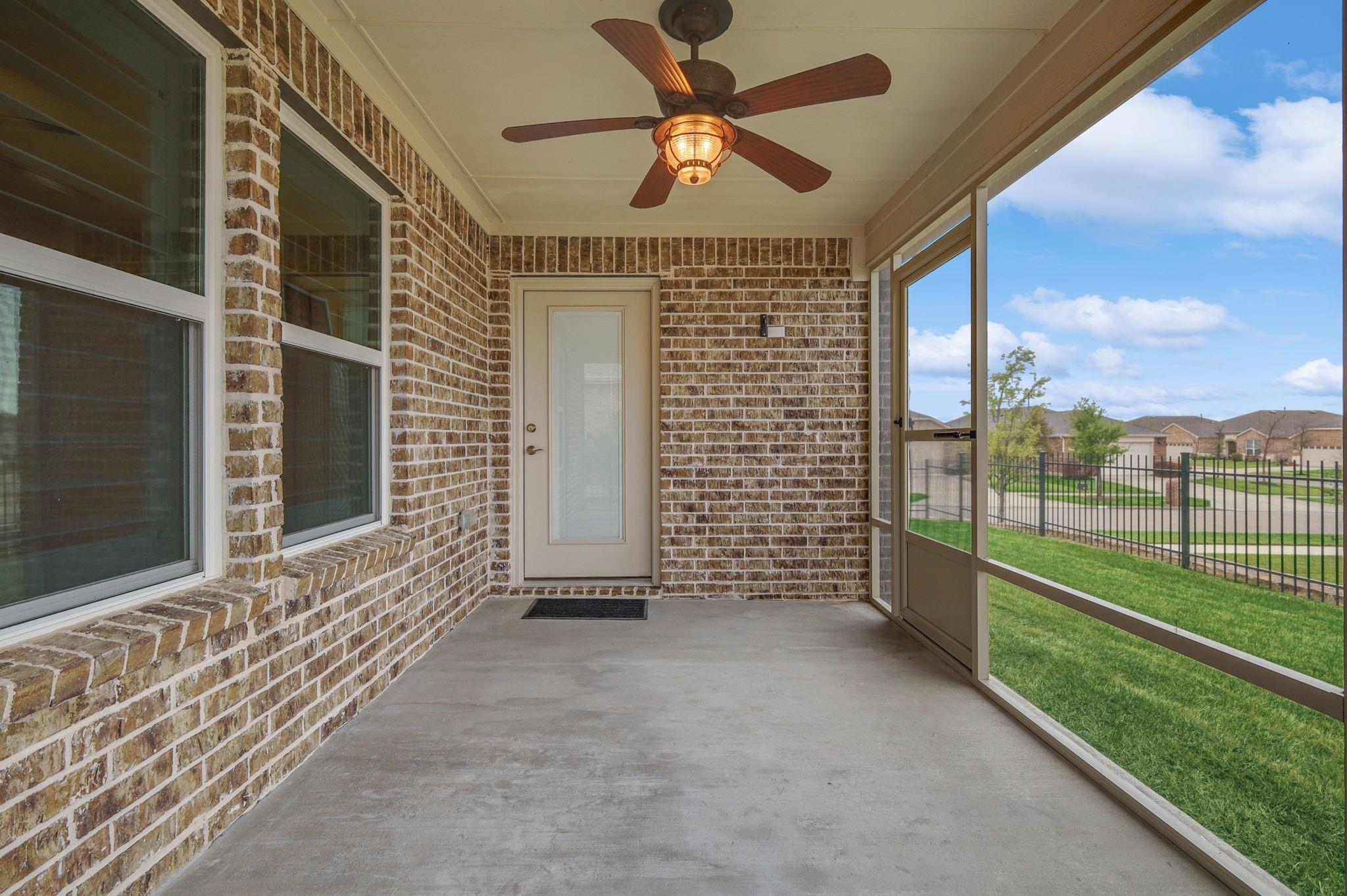main property photo 29