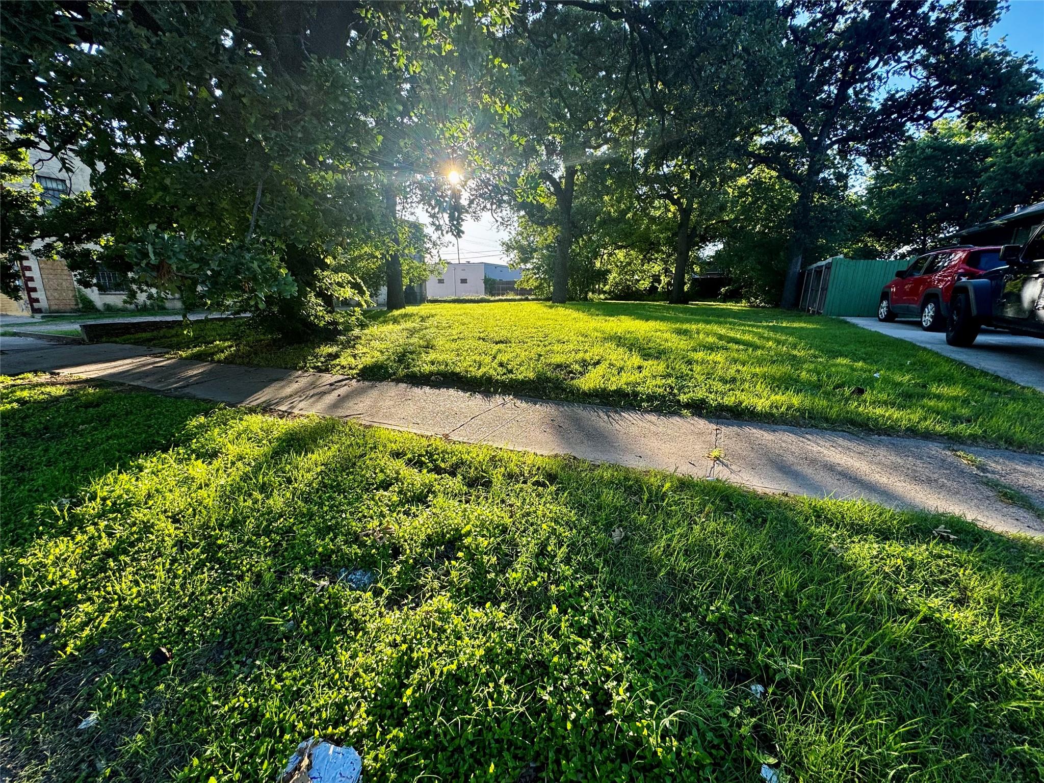 main property photo 11