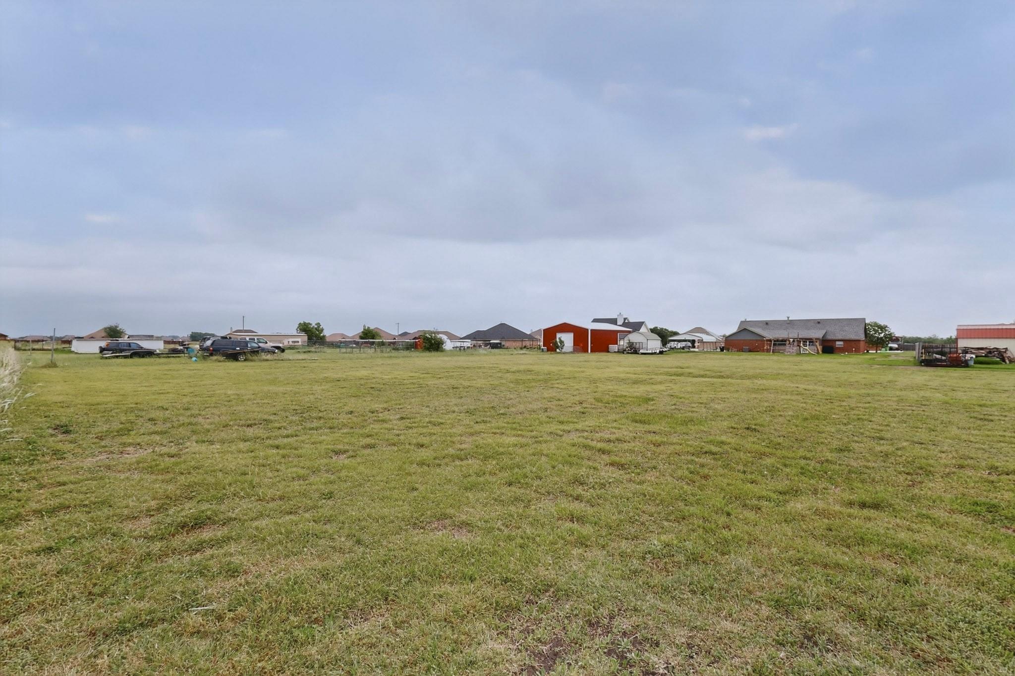 main property photo 35