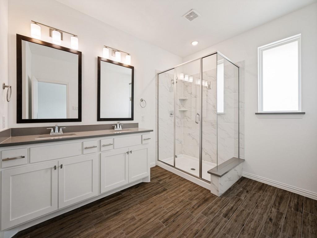 property viewer photo 10