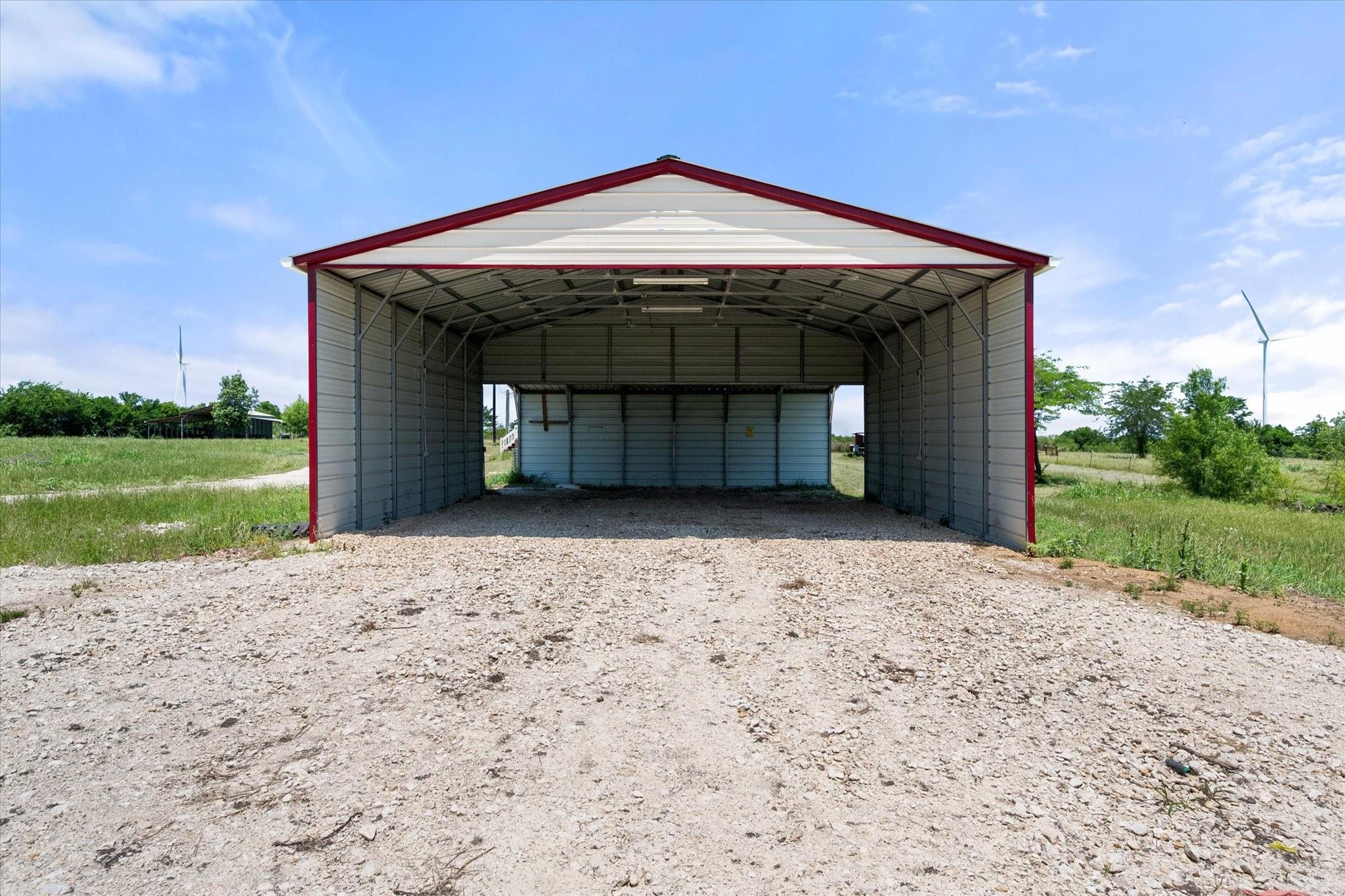 main property photo 24