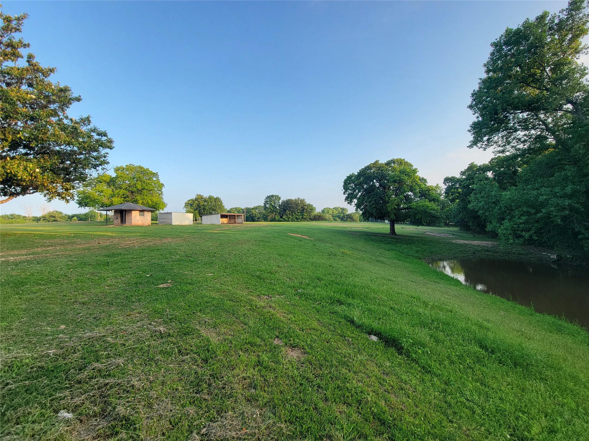 main property photo 31