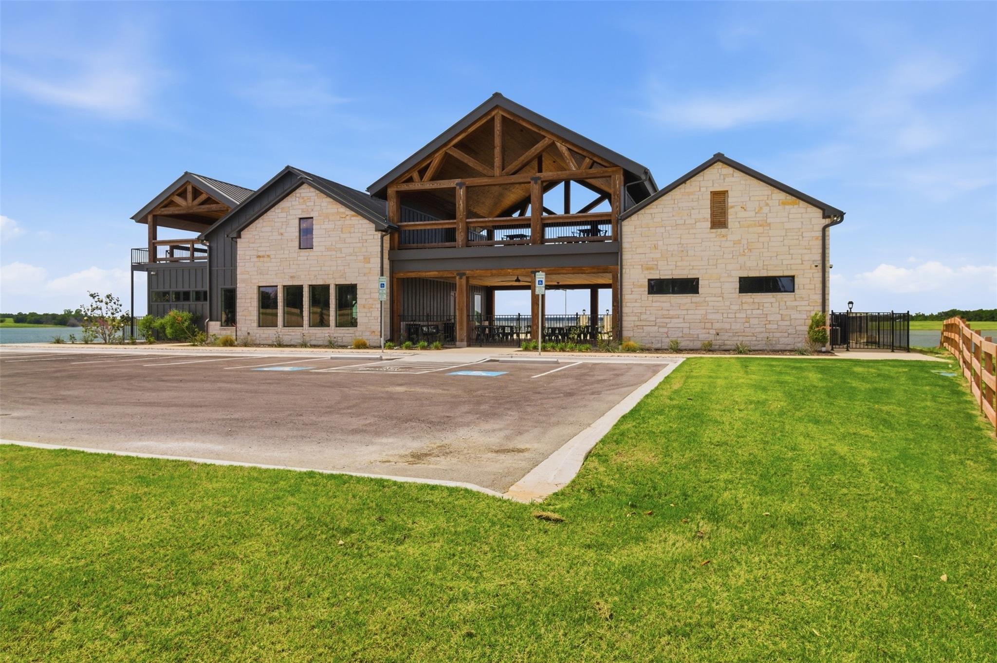 main property photo 26