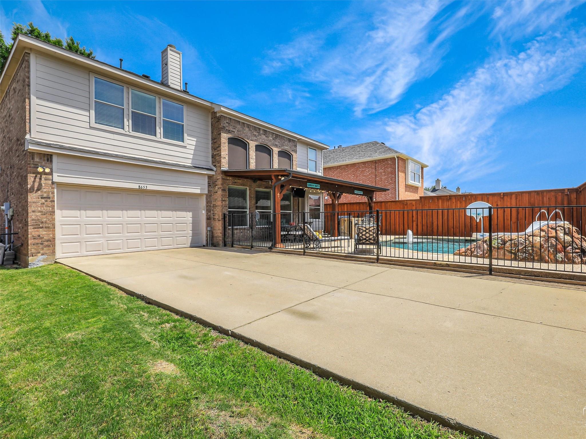 main property photo 39