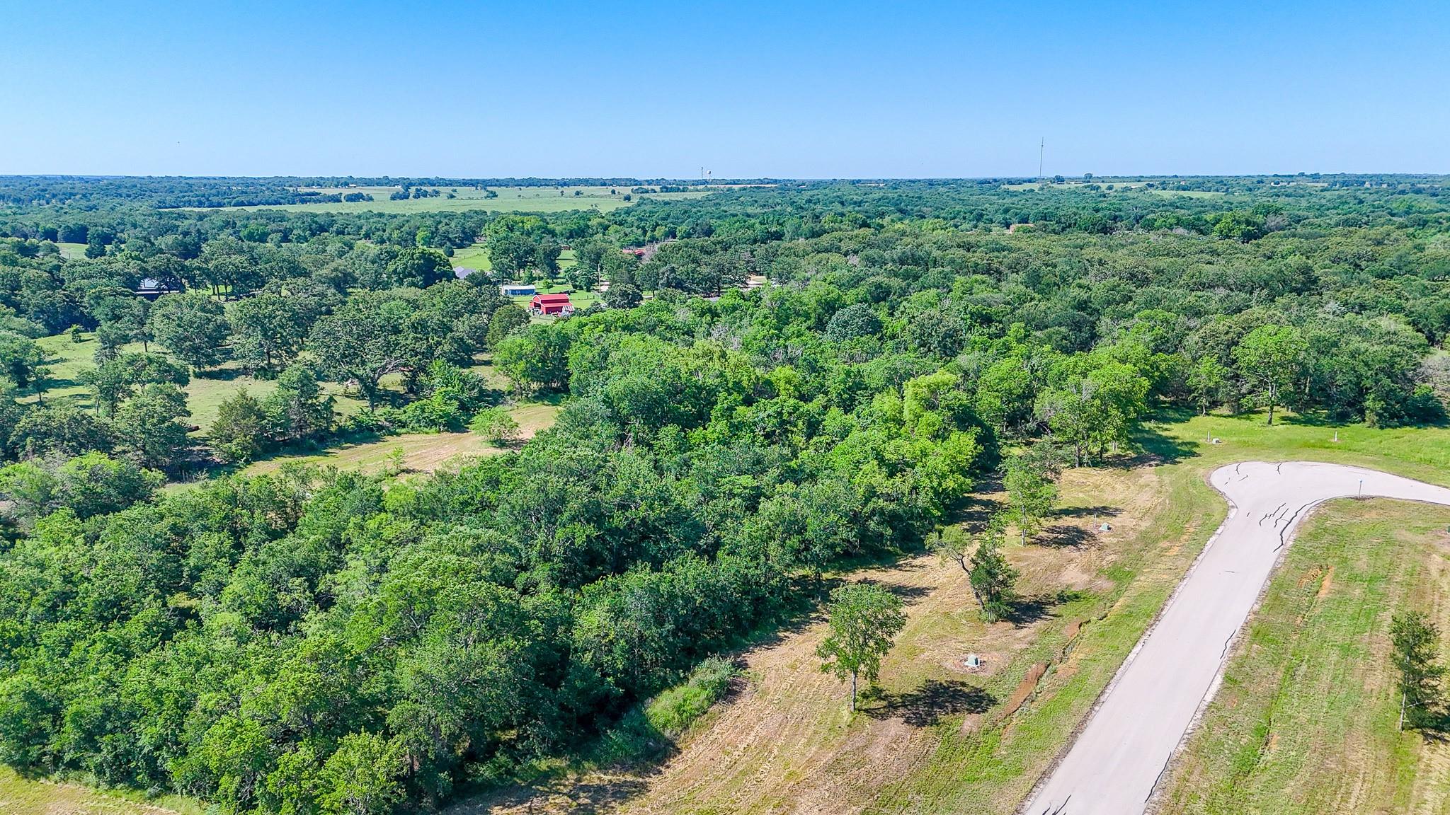 main property photo 17