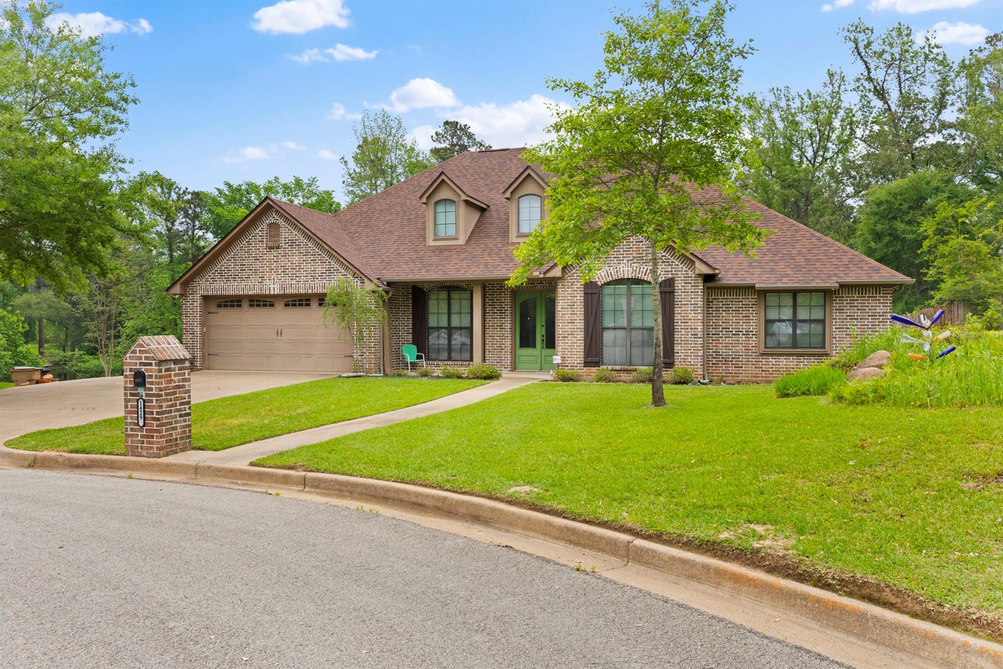 main property photo 1