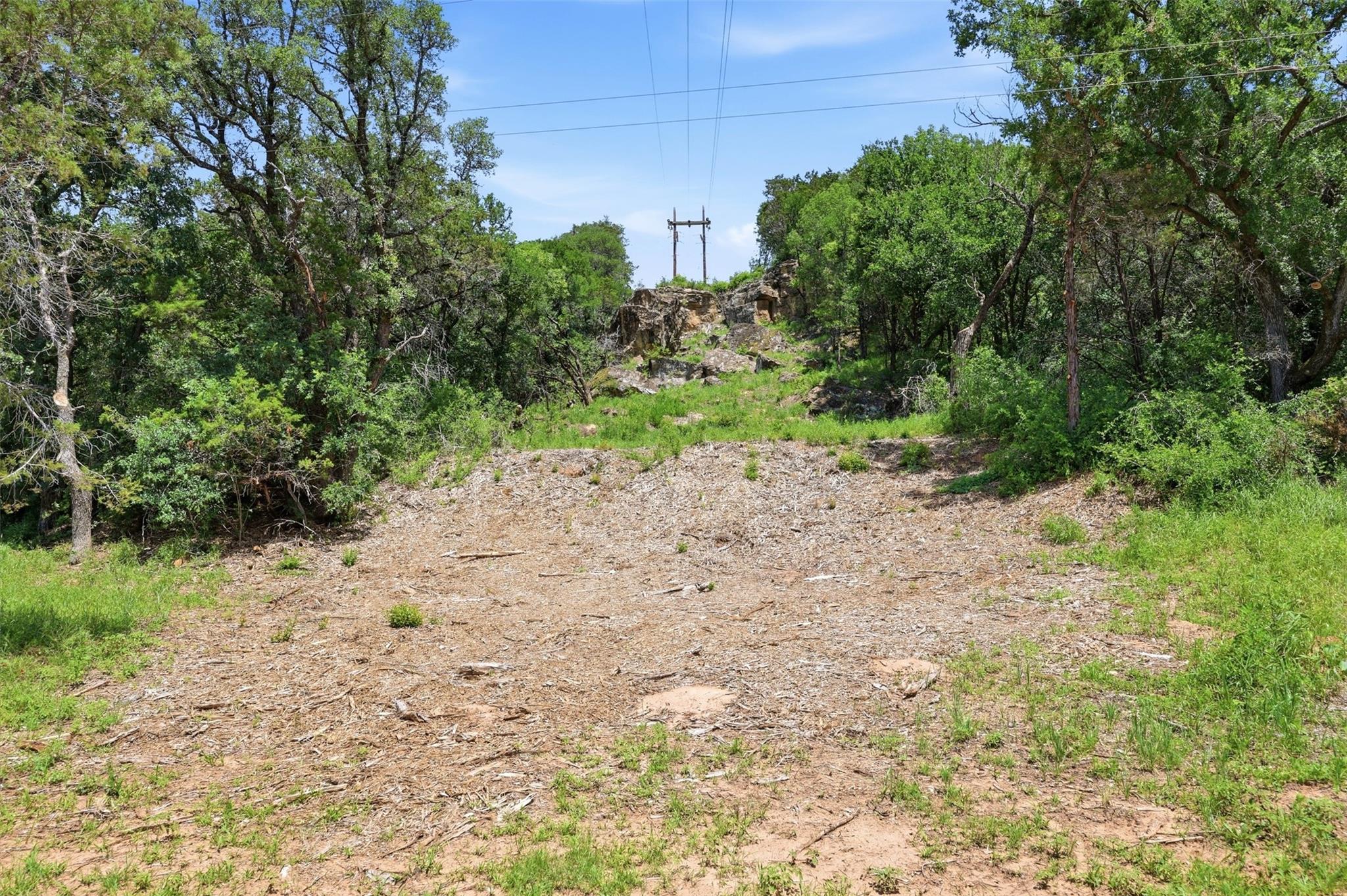 main property photo 13