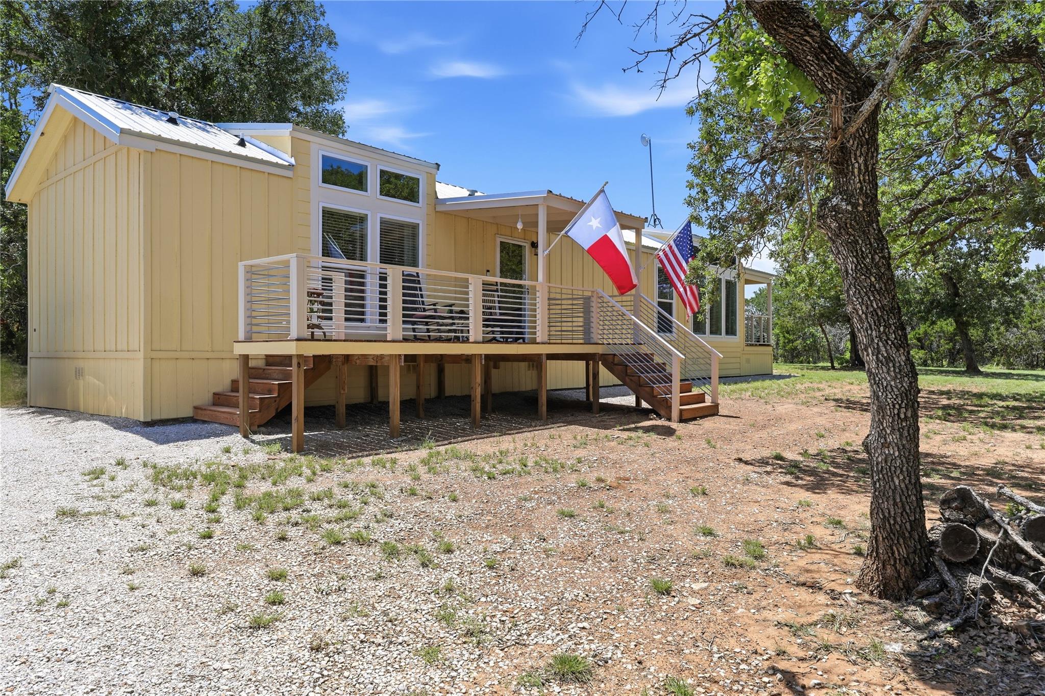 main property photo 15
