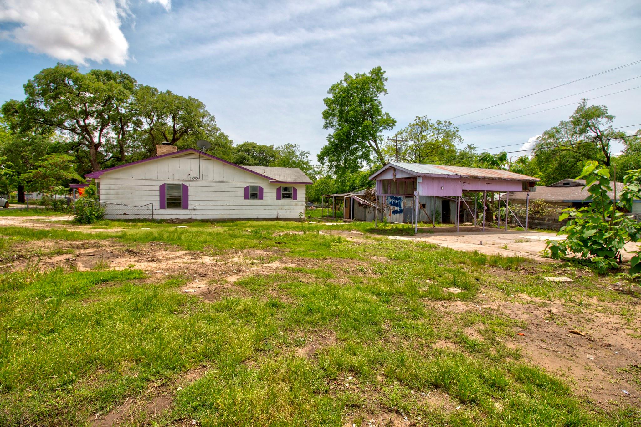 main property photo 14