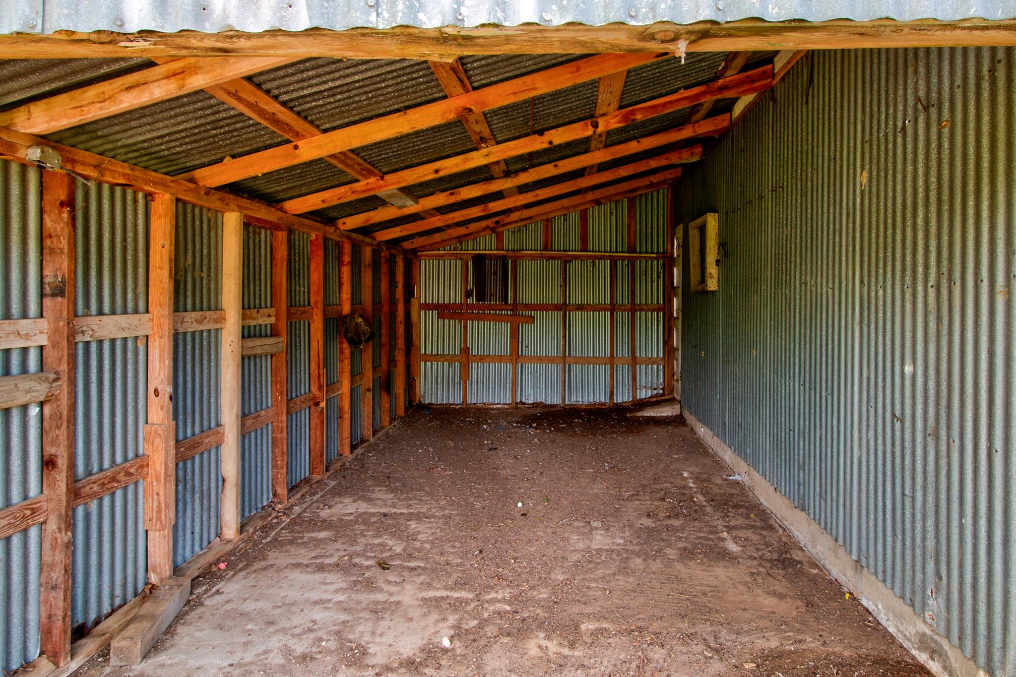main property photo 18