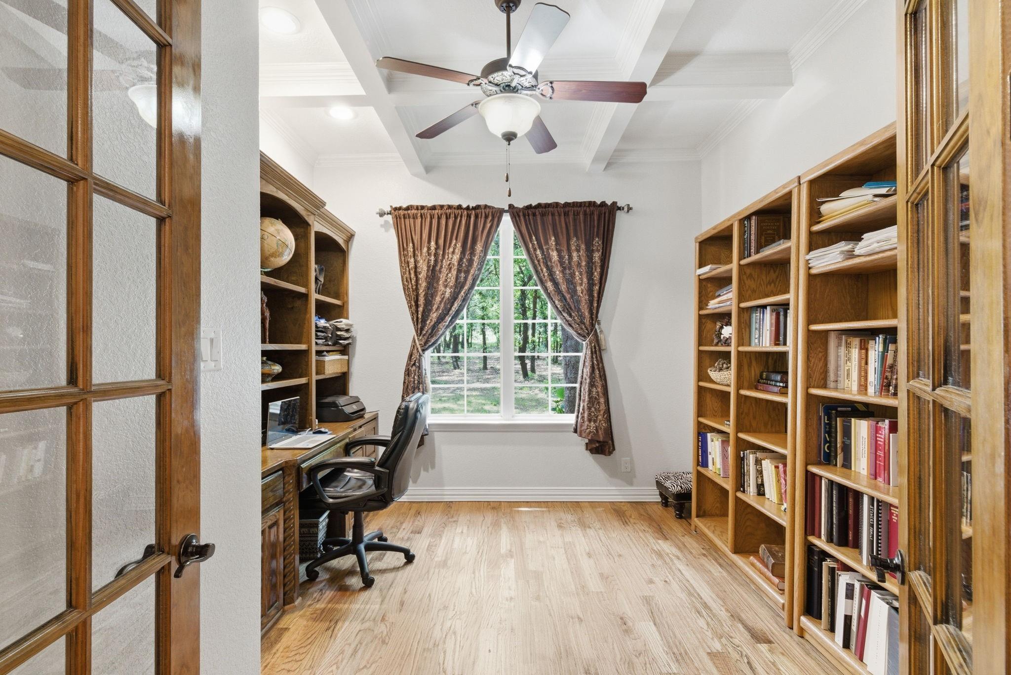 main property photo 15