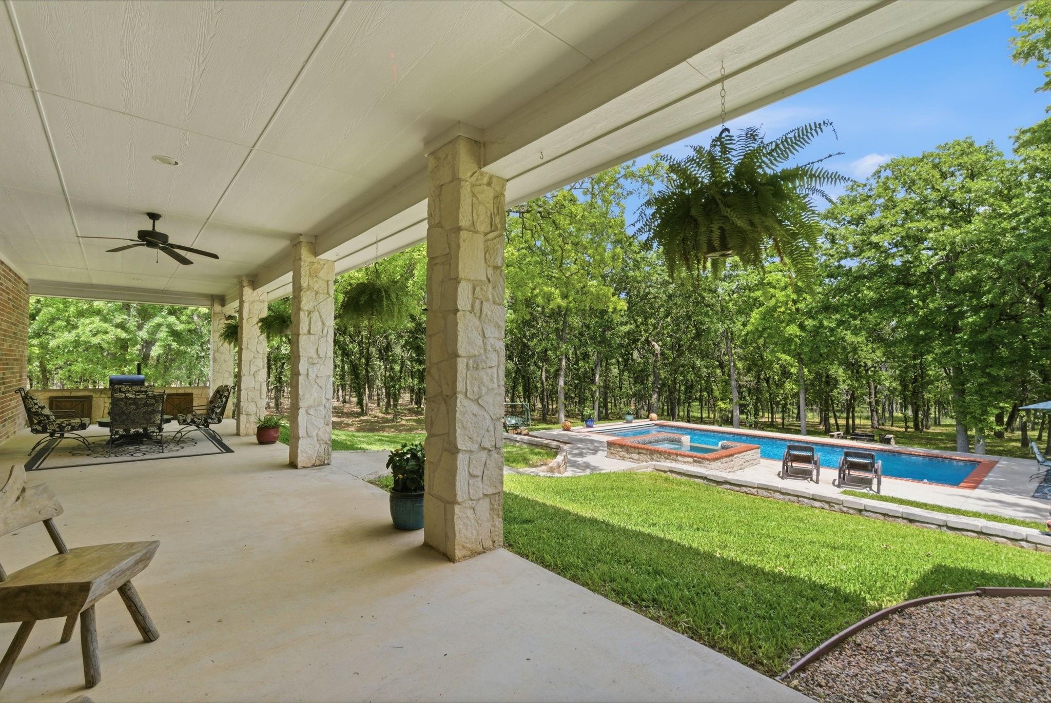 main property photo 23