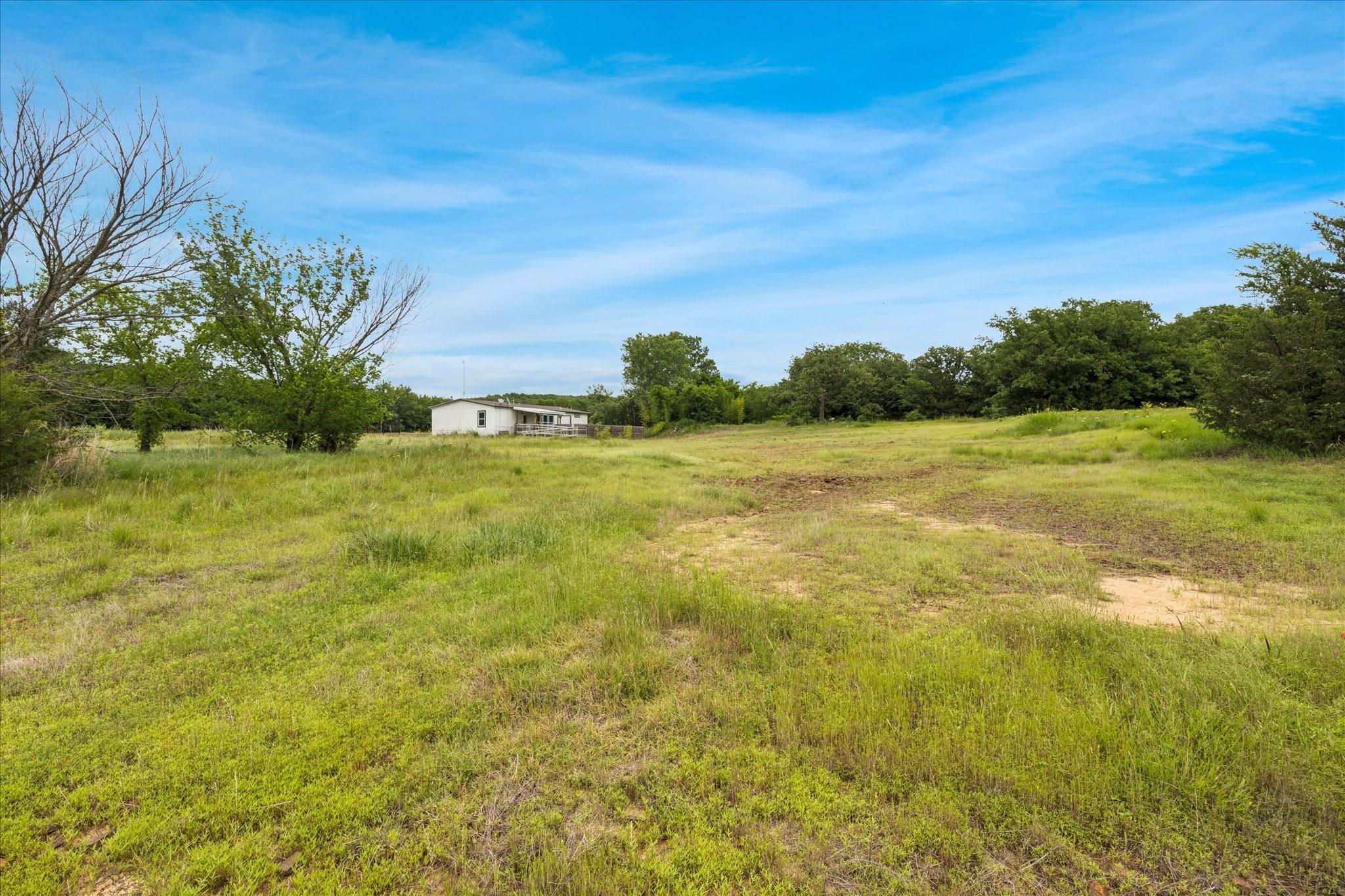 main property photo 27