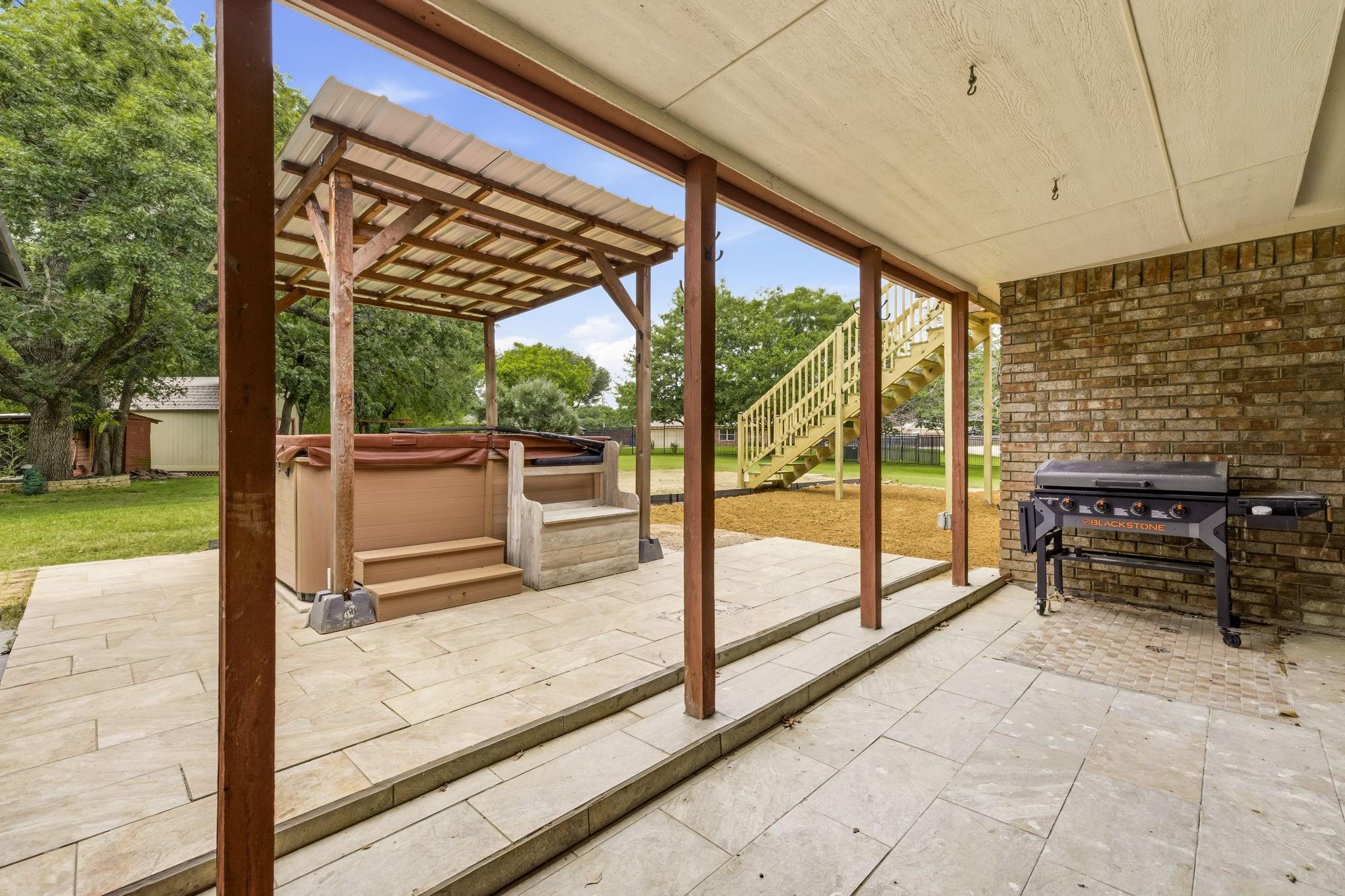 main property photo 26