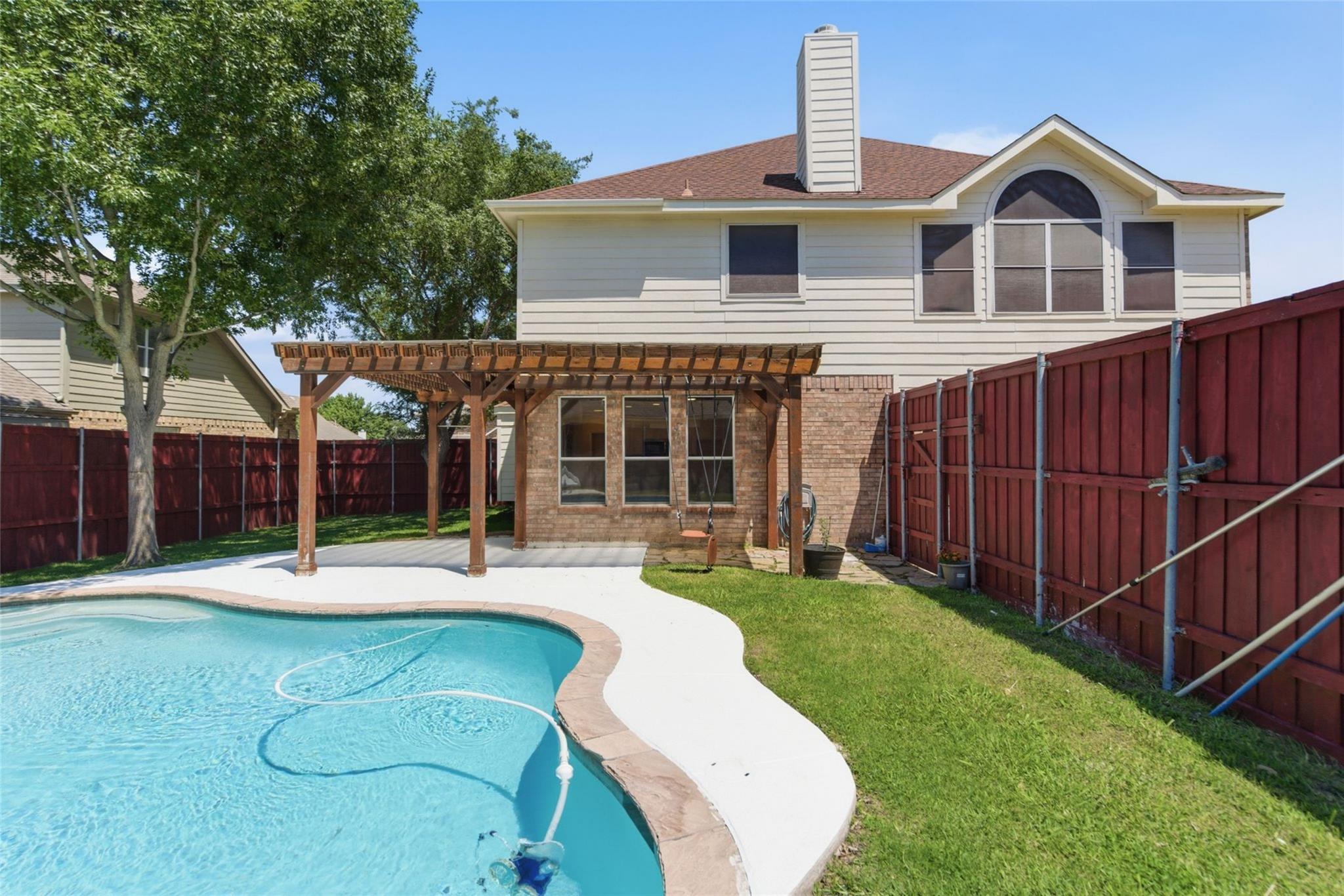 main property photo 32