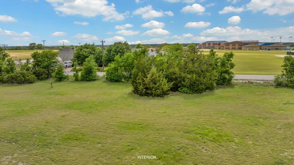 main property photo 6