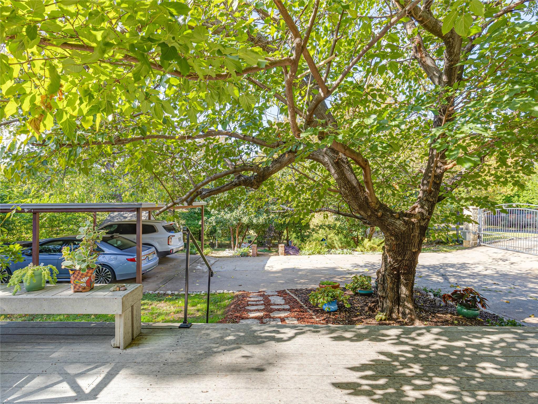 main property photo 29