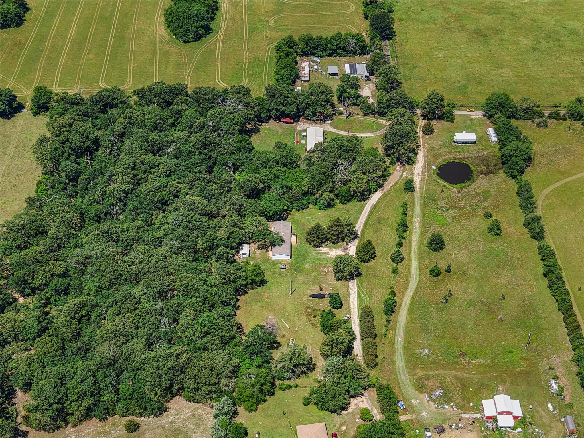 main property photo 32