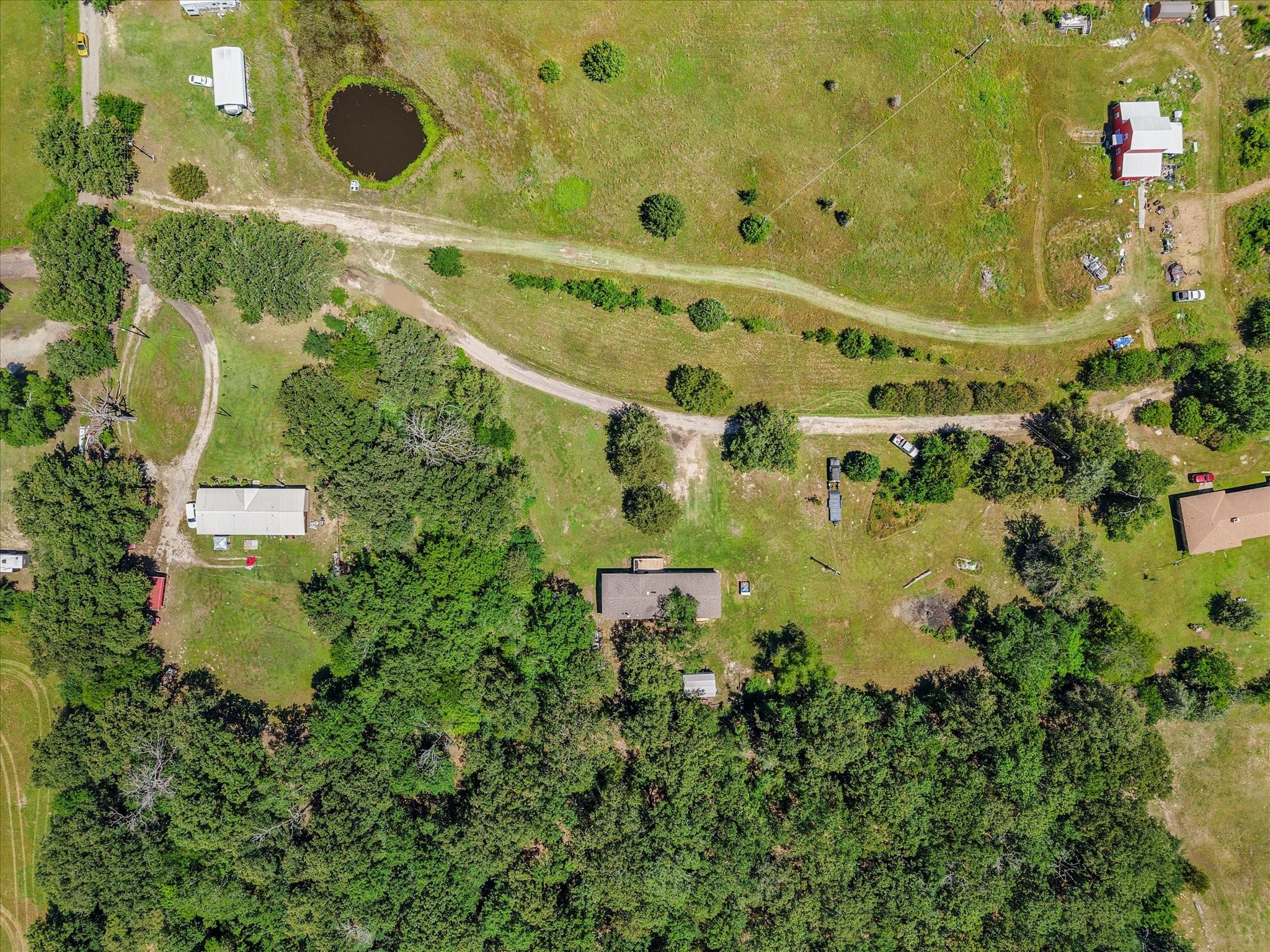 main property photo 37
