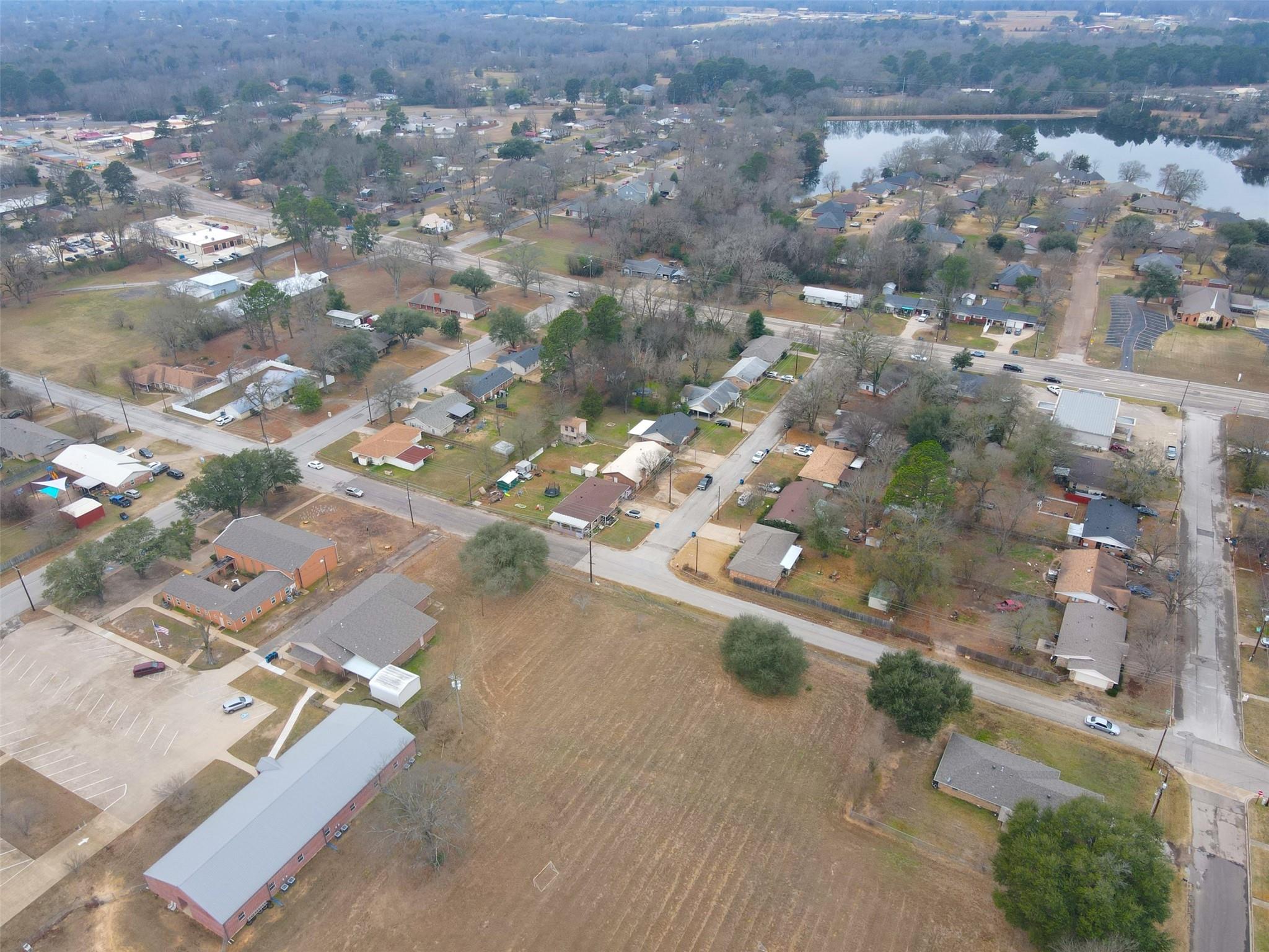 main property photo 26