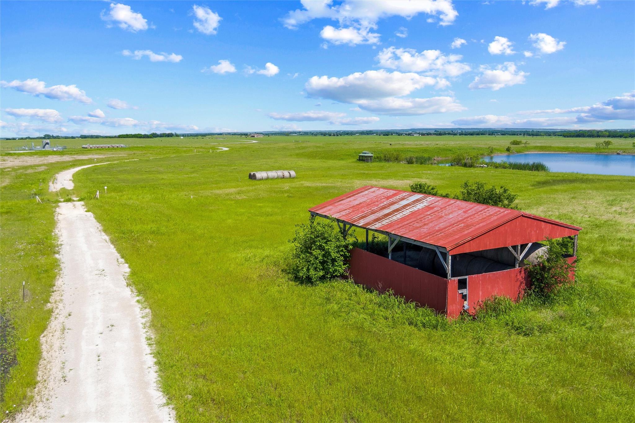 main property photo 7