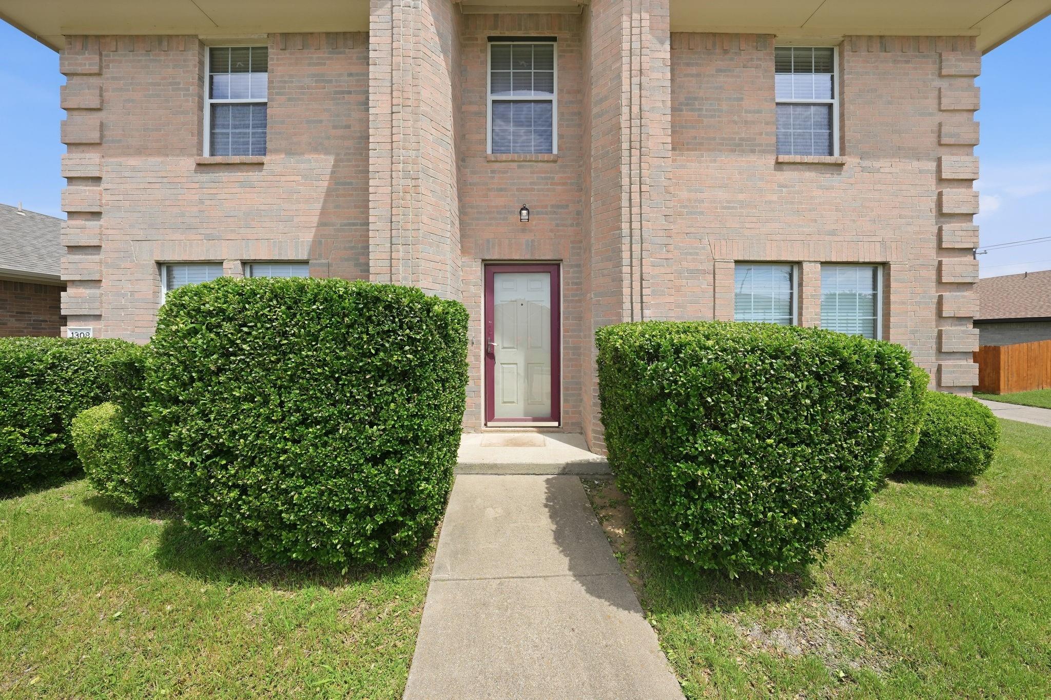 main property photo 4