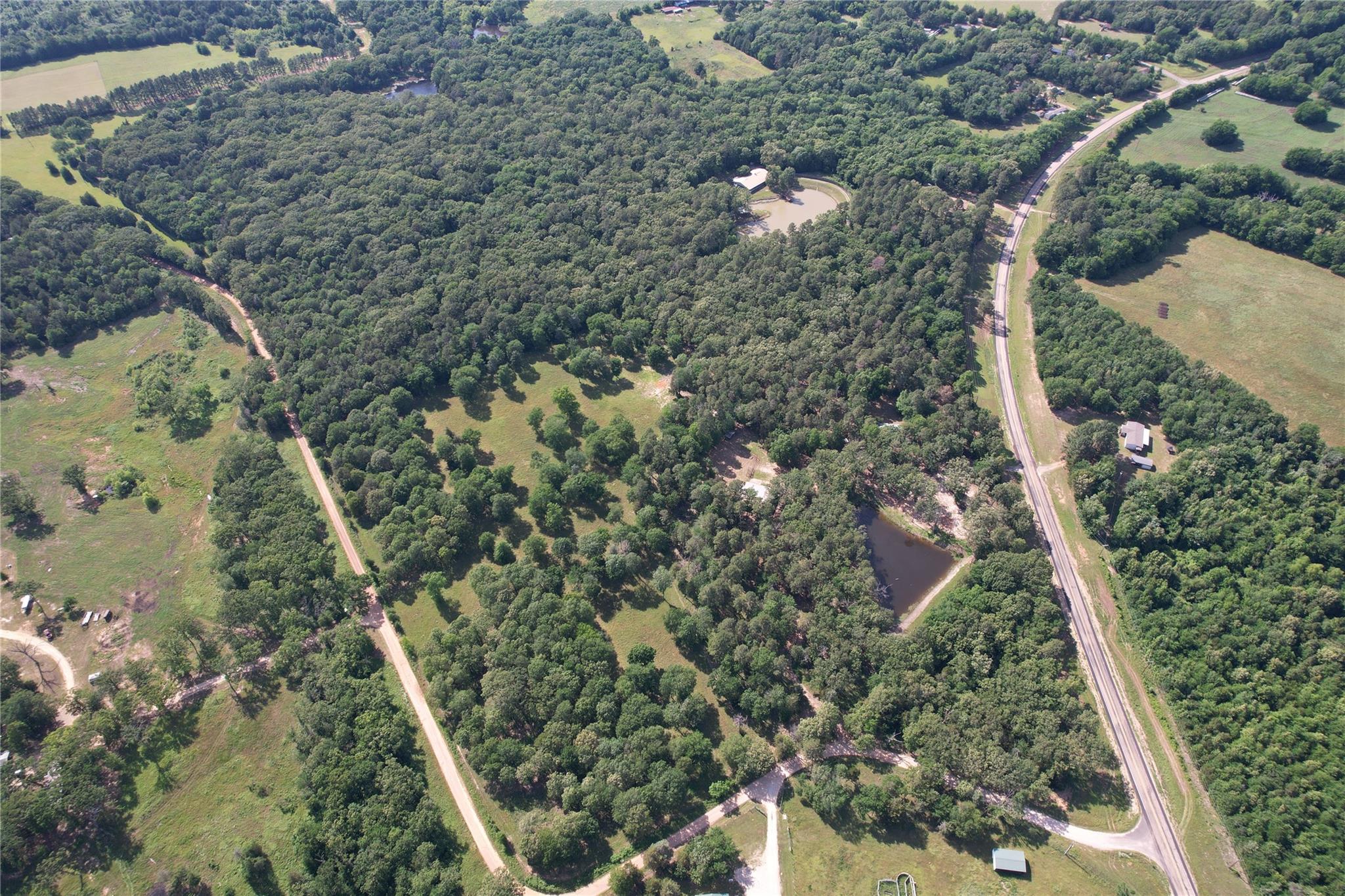 main property photo 35