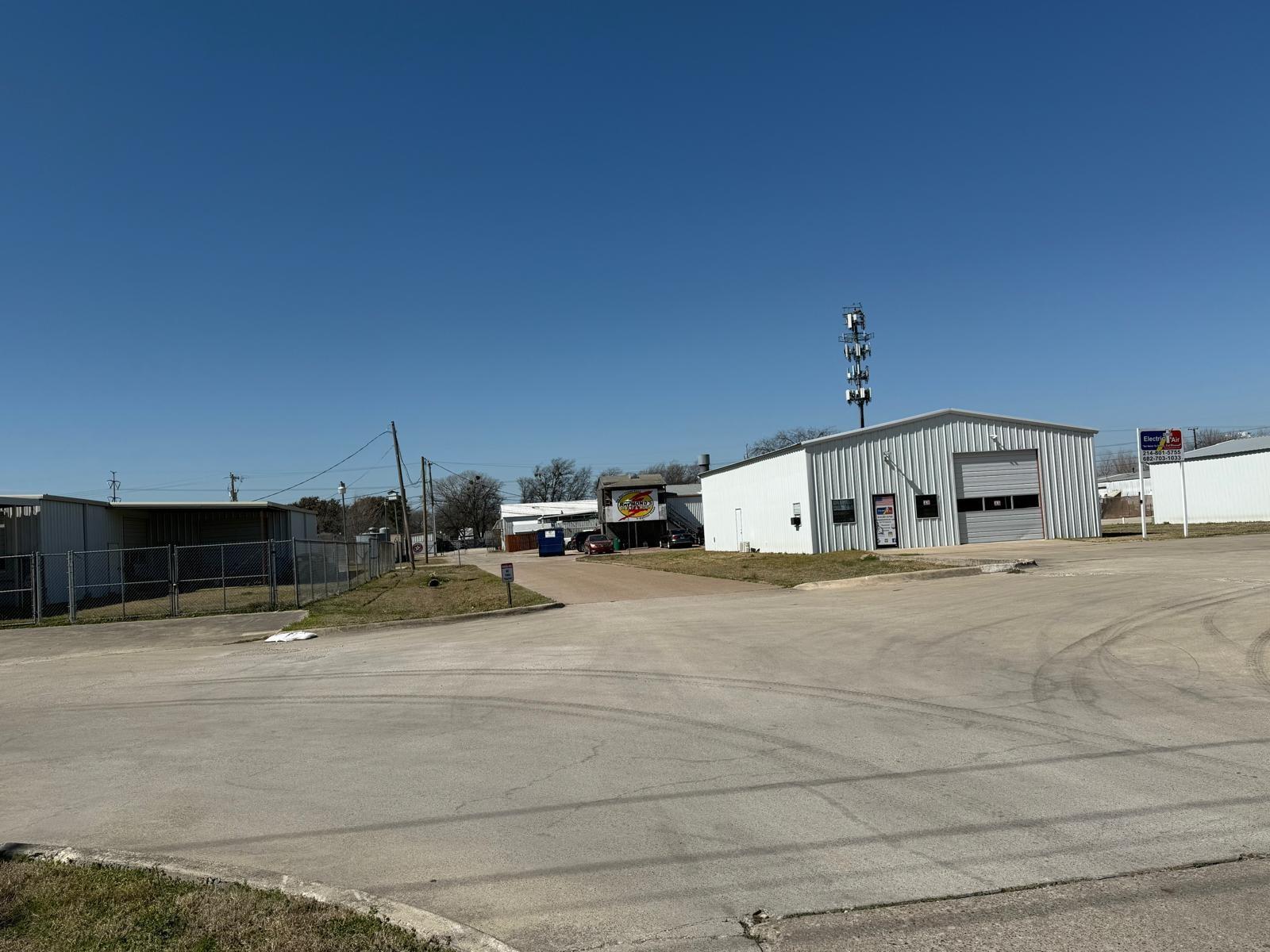 main property photo 8