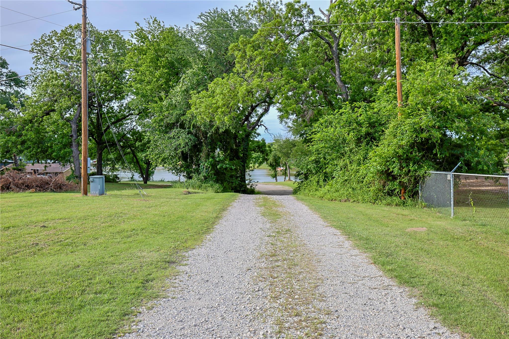 main property photo 24