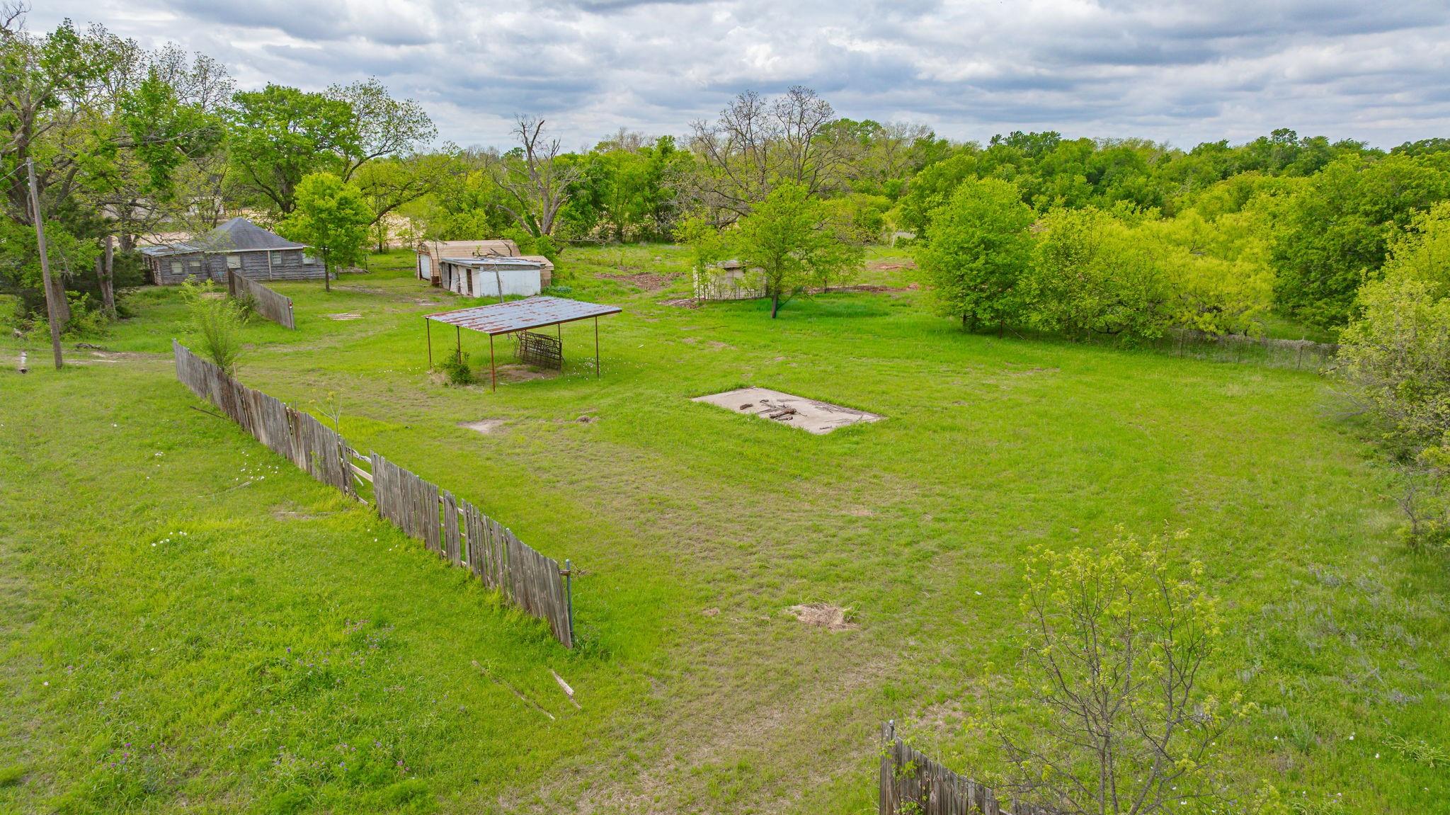 main property photo 20