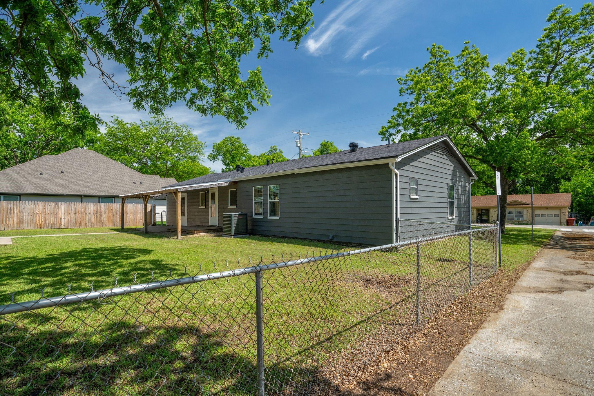 main property photo 26