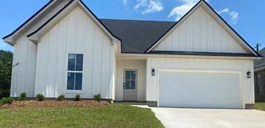 image of property with 4 Bed | 2 Bath | 1,828 Sqft