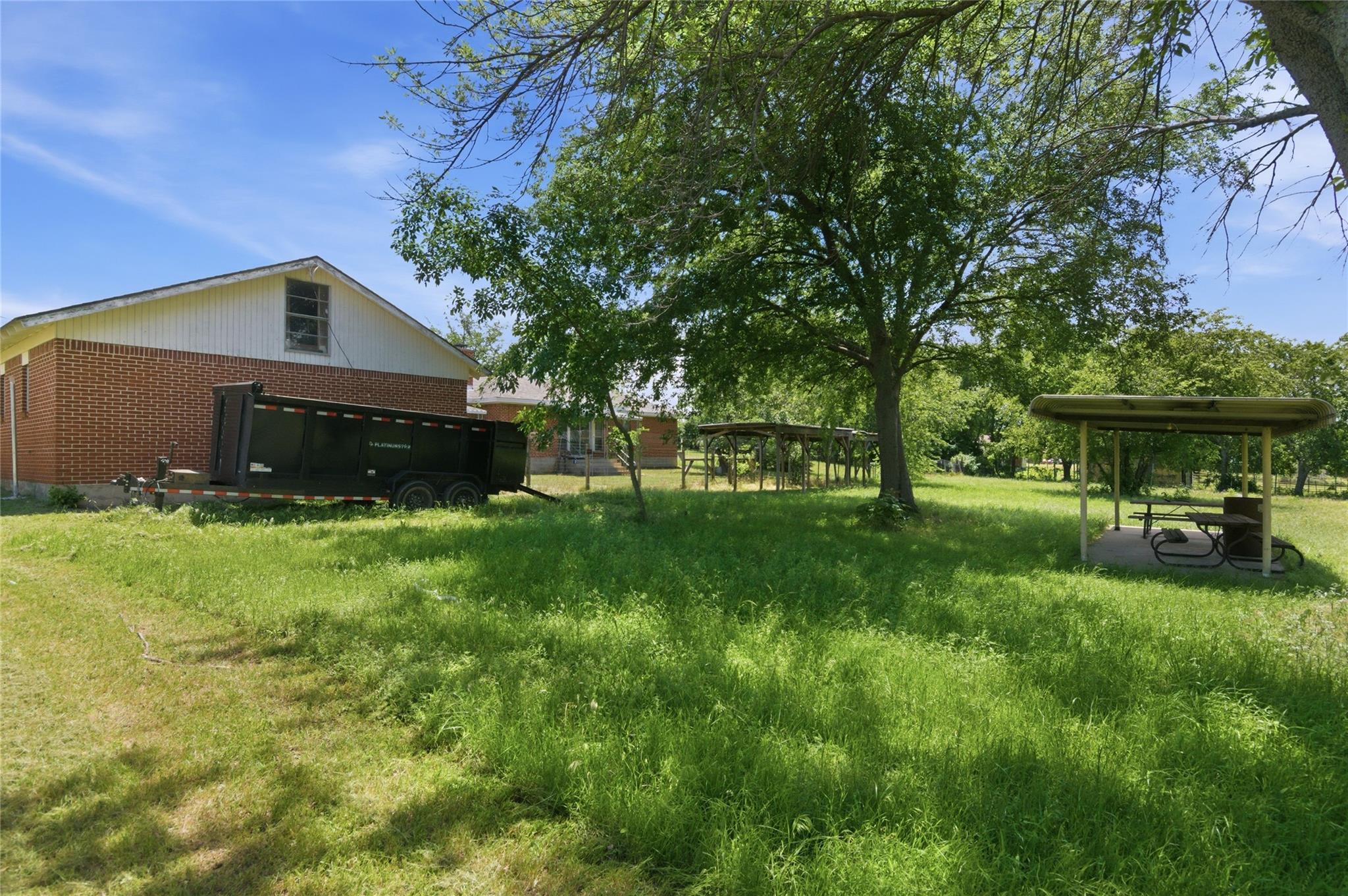 main property photo 34