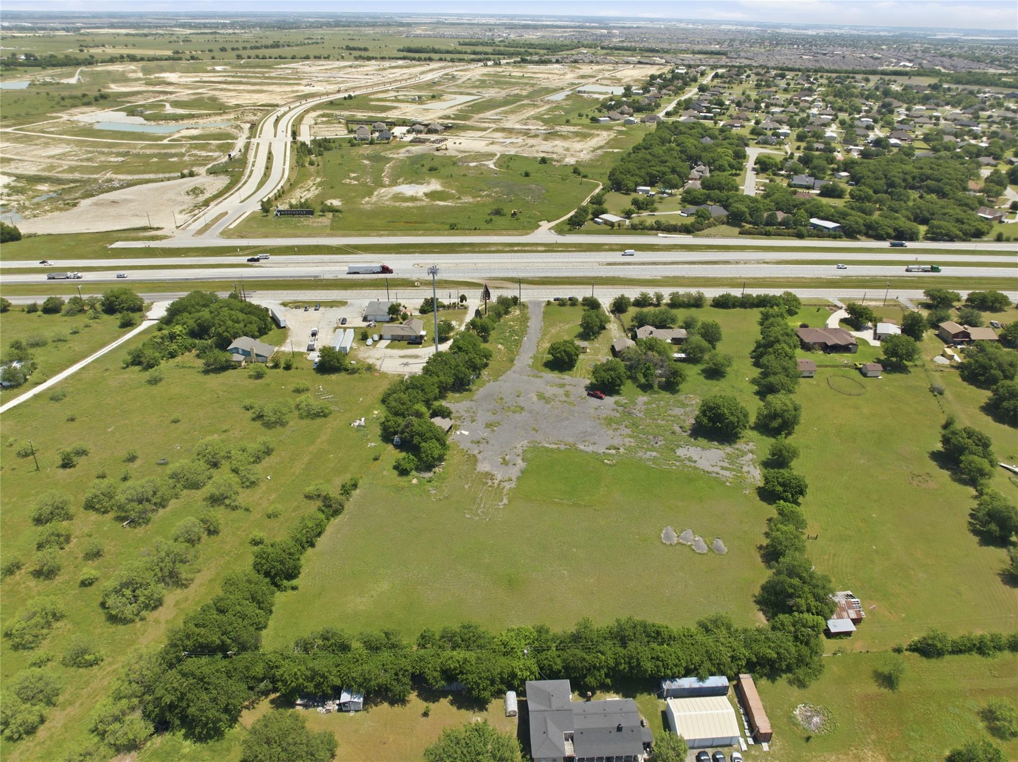 main property photo 39