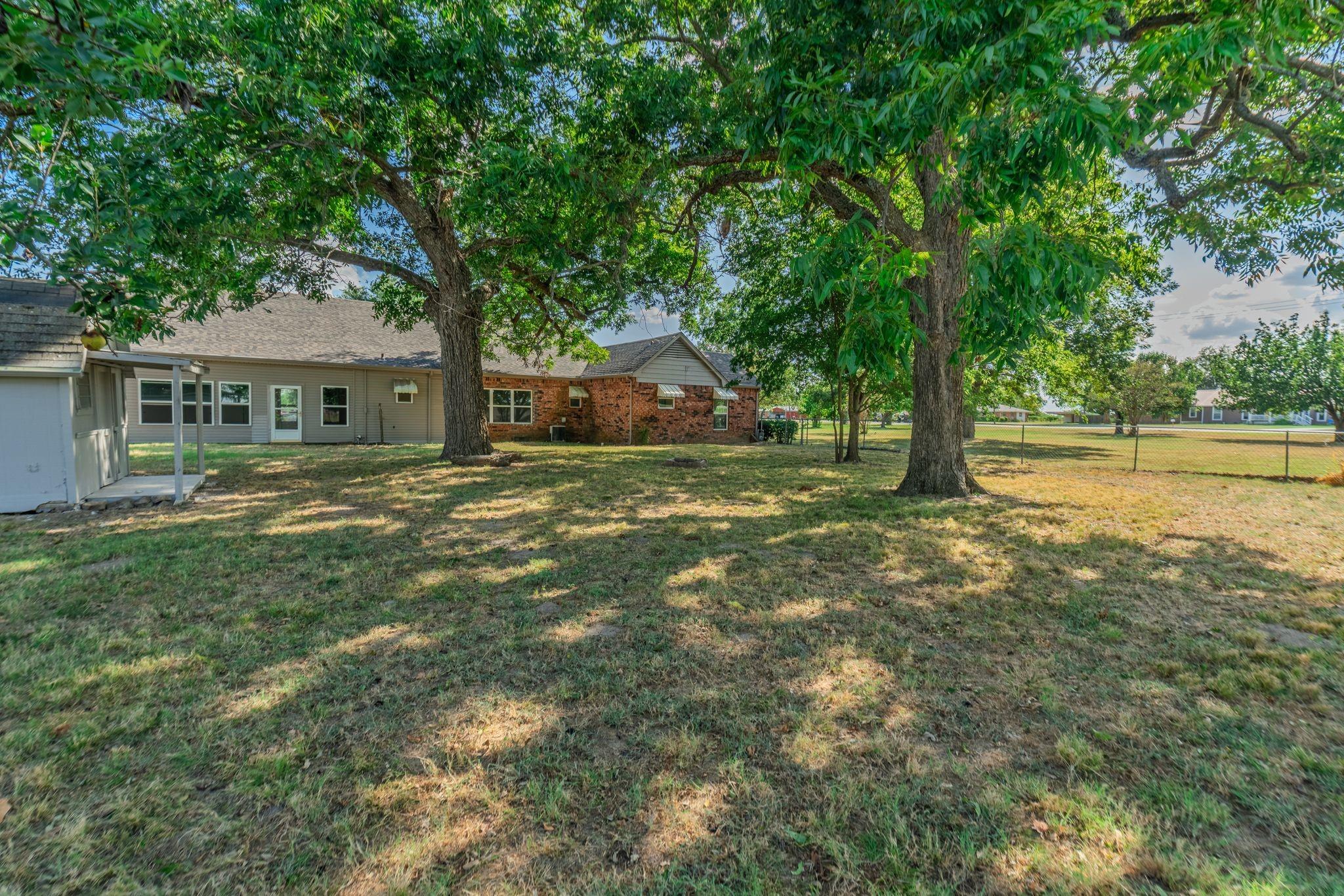 main property photo 32
