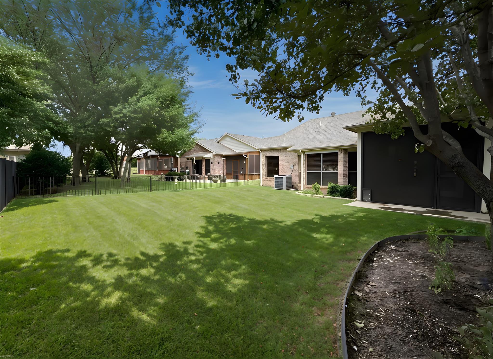 main property photo 20
