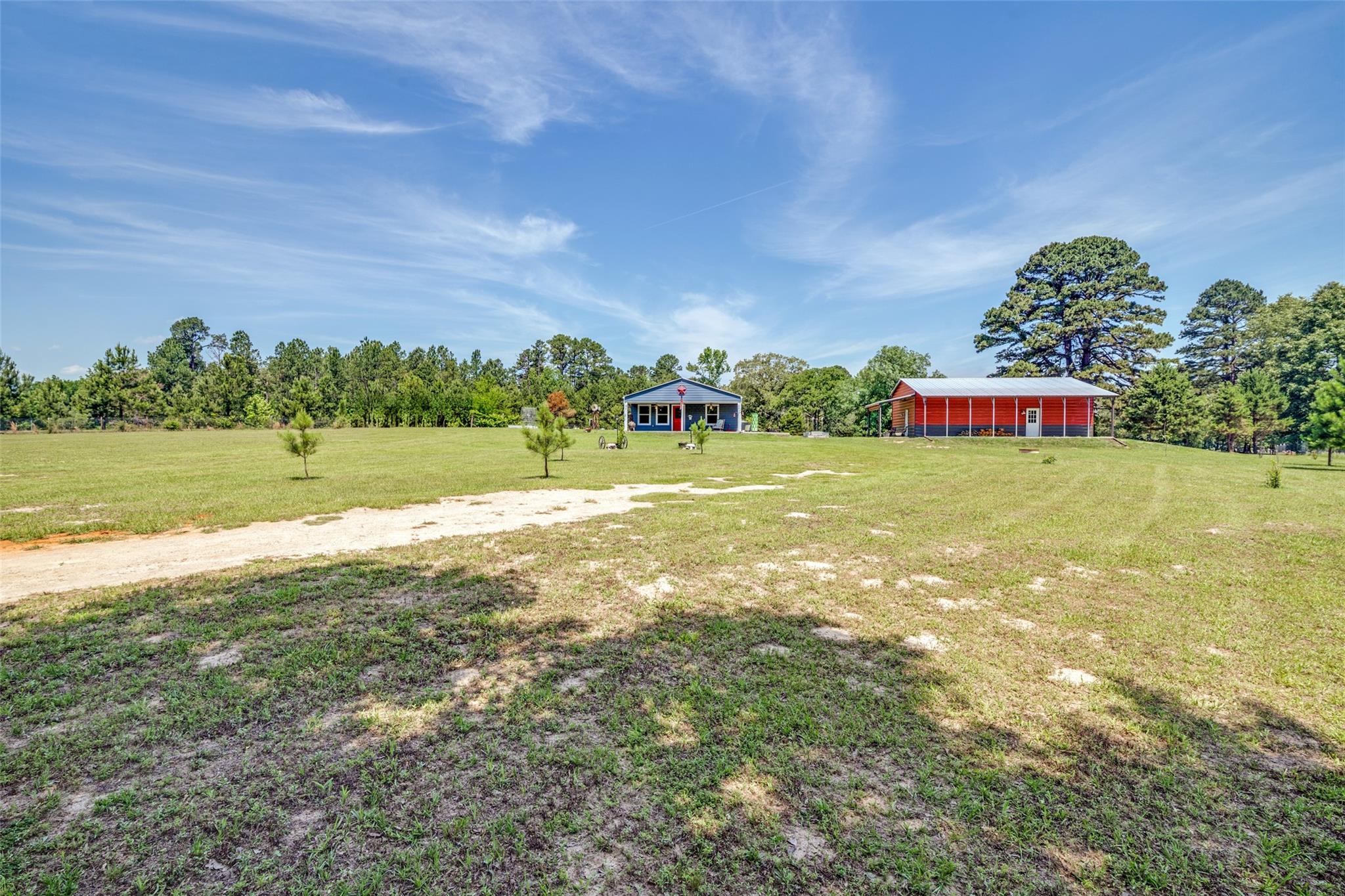 main property photo 3