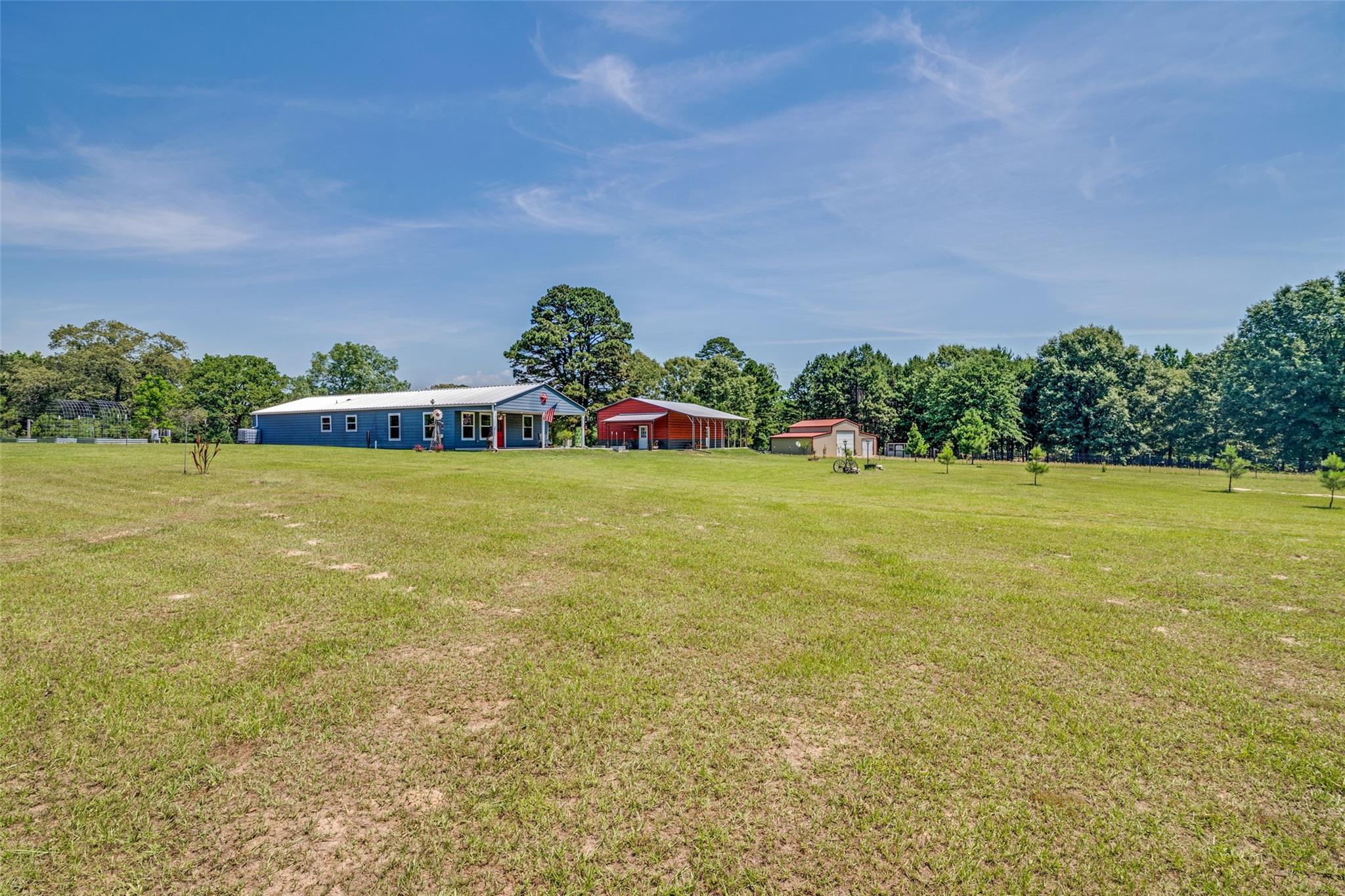 main property photo 34
